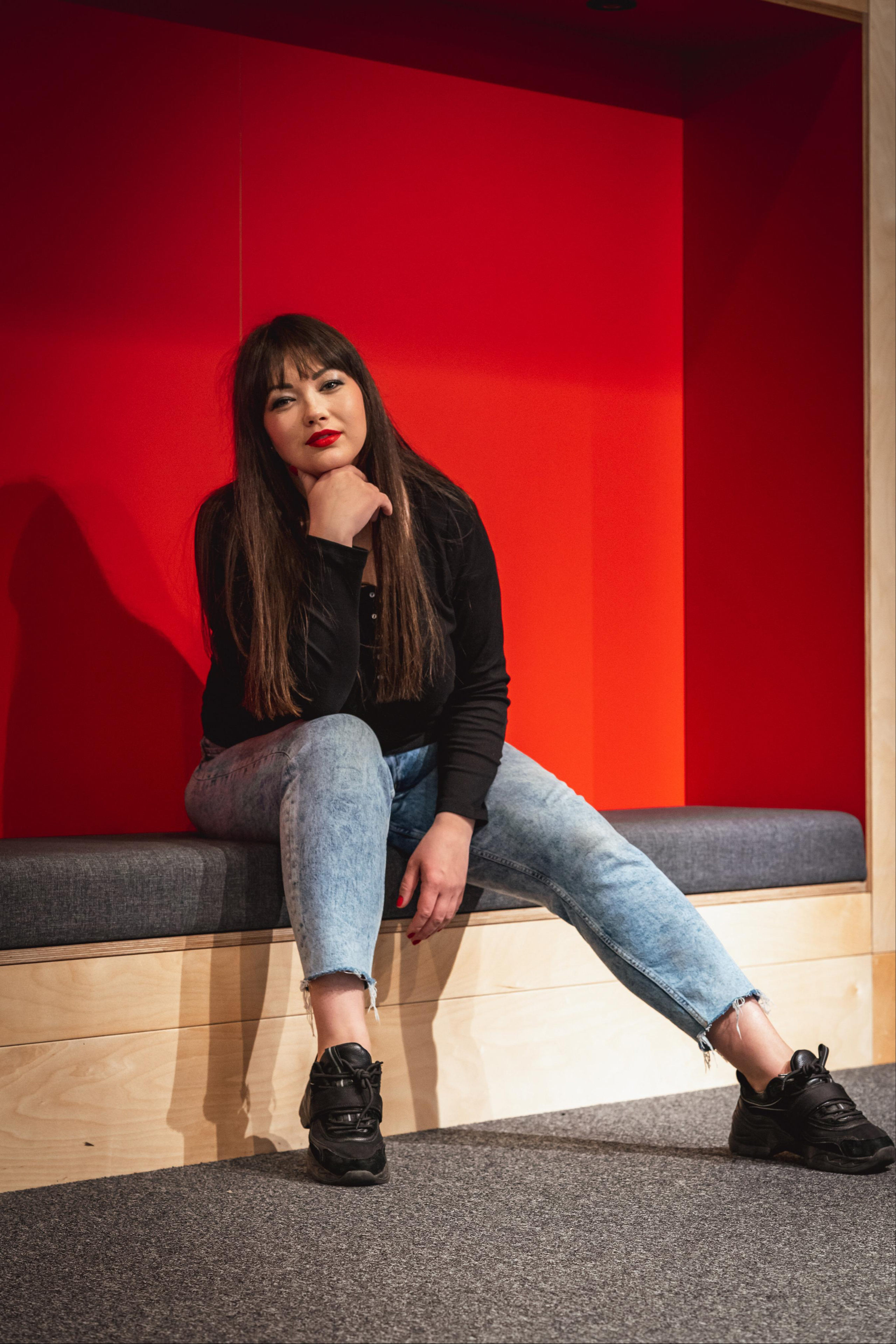 YANA LOVE NAIL ARTIST