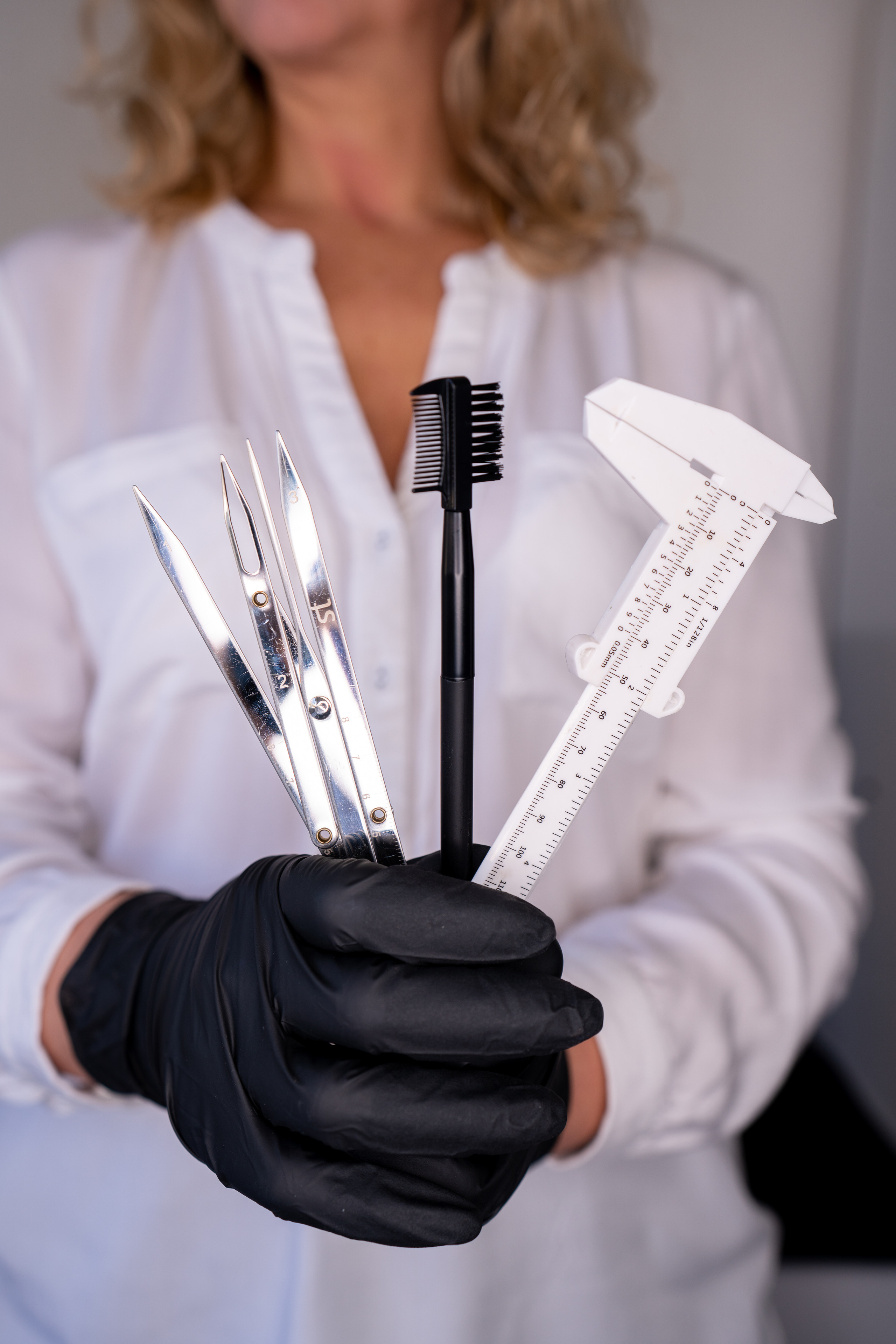 LUCY LI PERMANENT MAKEUP MASTER