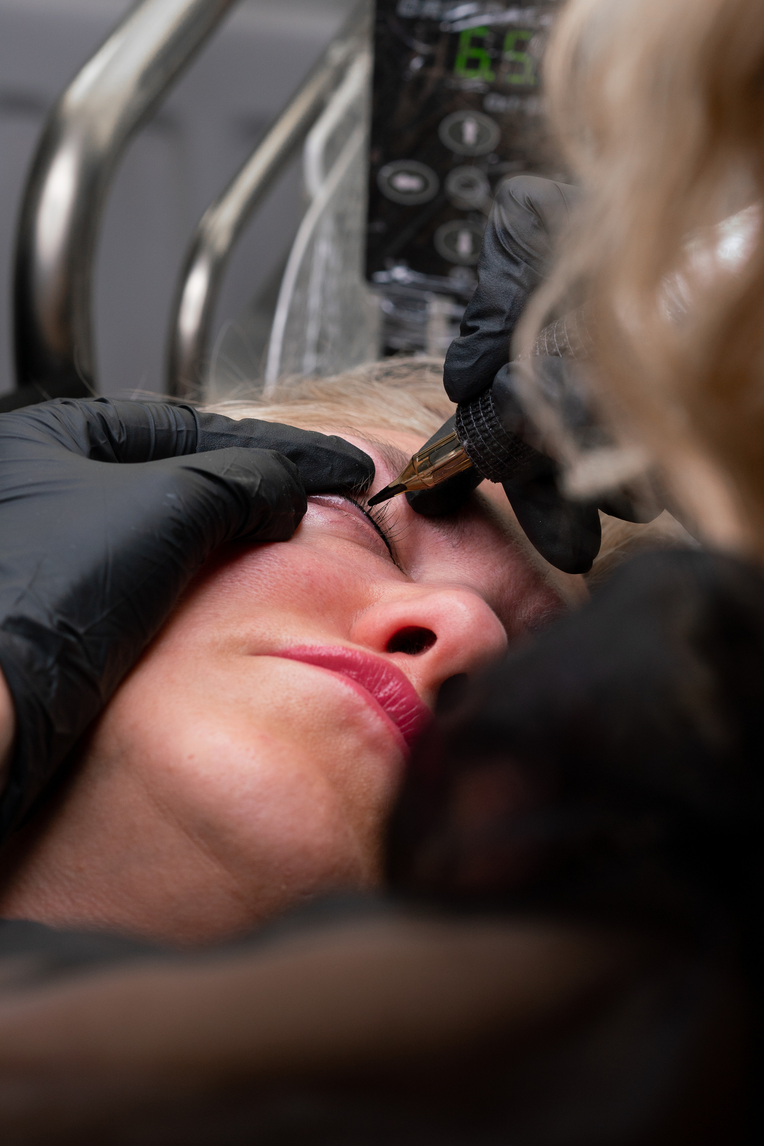 LUCY LI PERMANENT MAKEUP MASTER