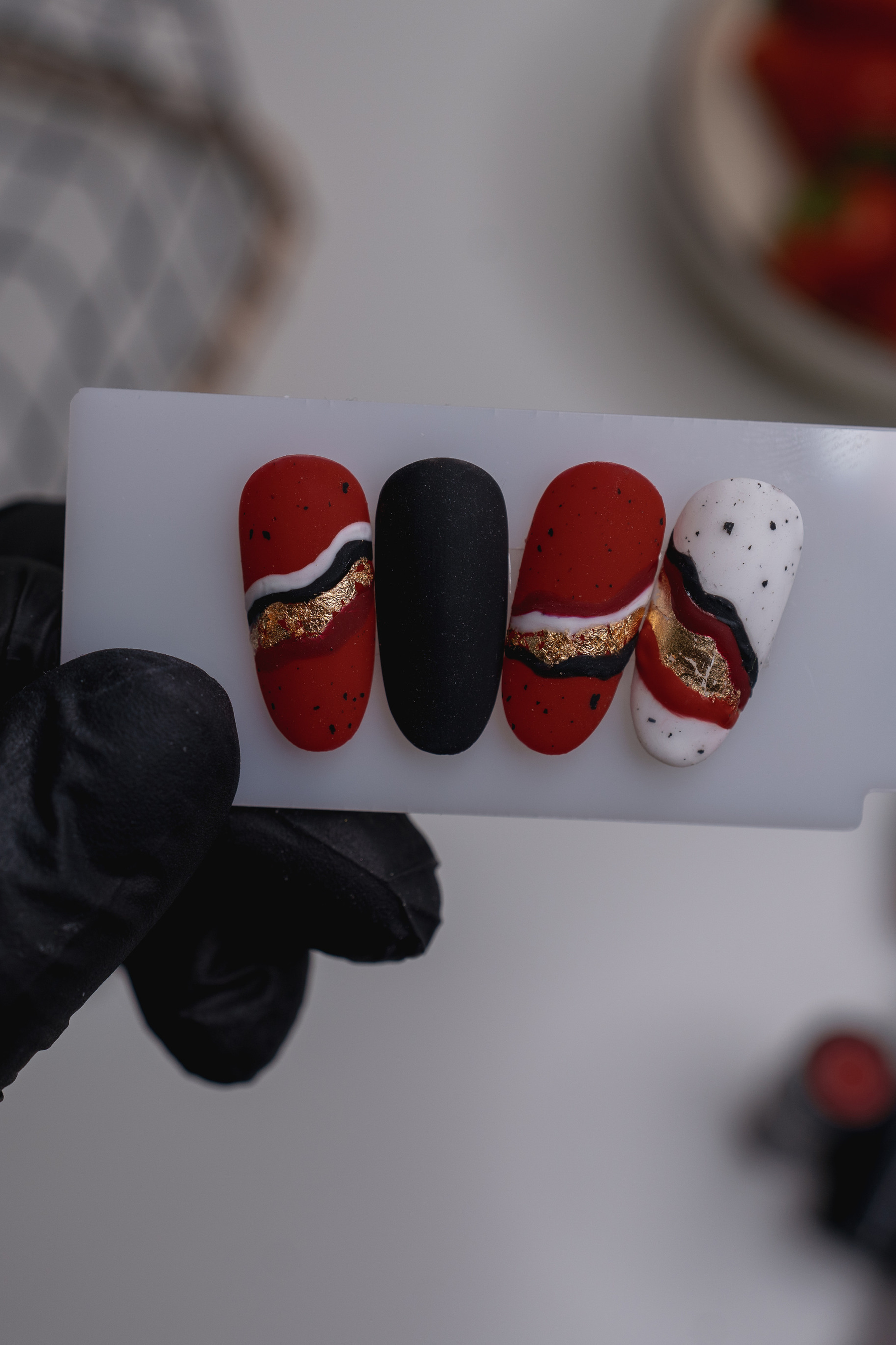 YANA LOVE NAIL ARTIST