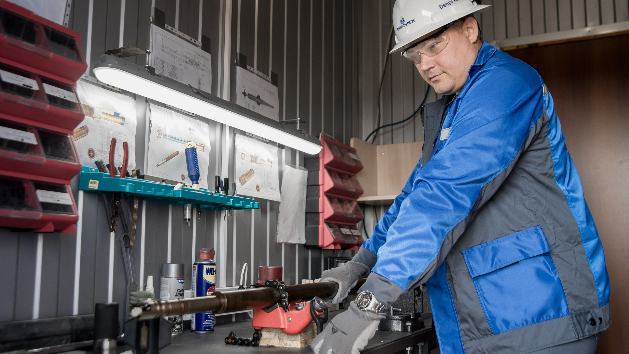 Съемка каталога для нефтегазовой компании «DENIMEX»