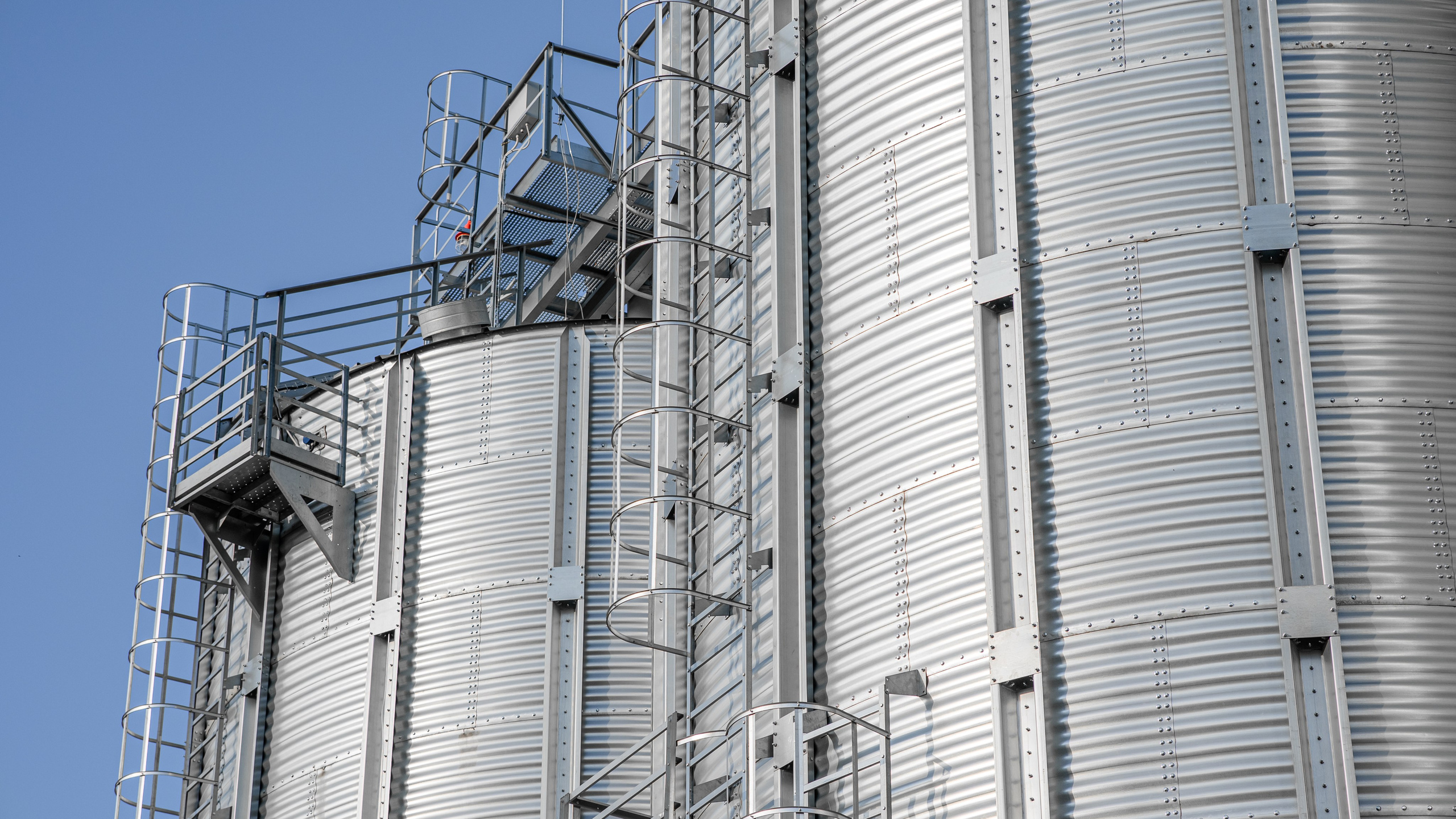 Contur строительная компания