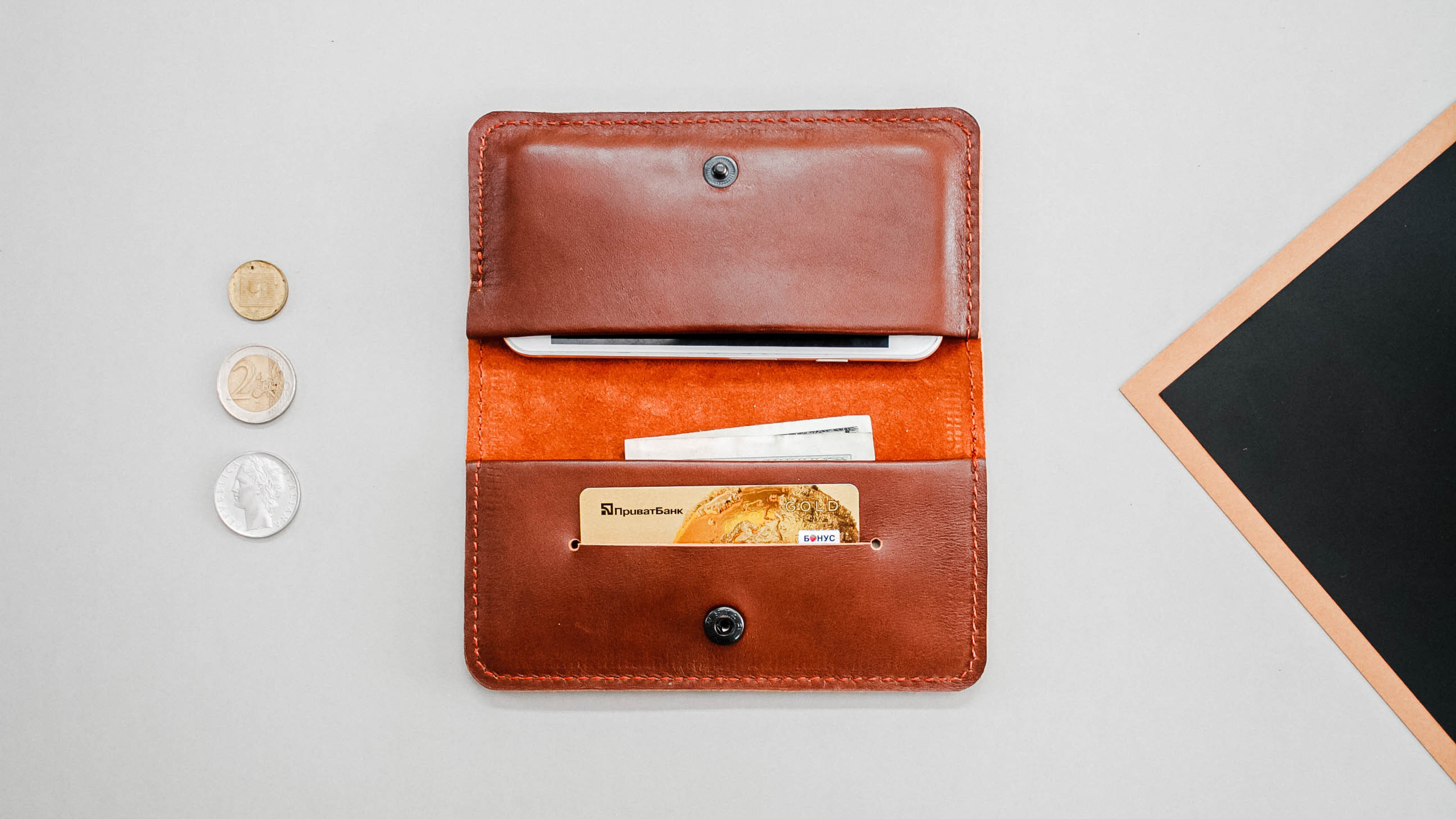 Betterson. Кошельки и ремни для фотоаппаратов