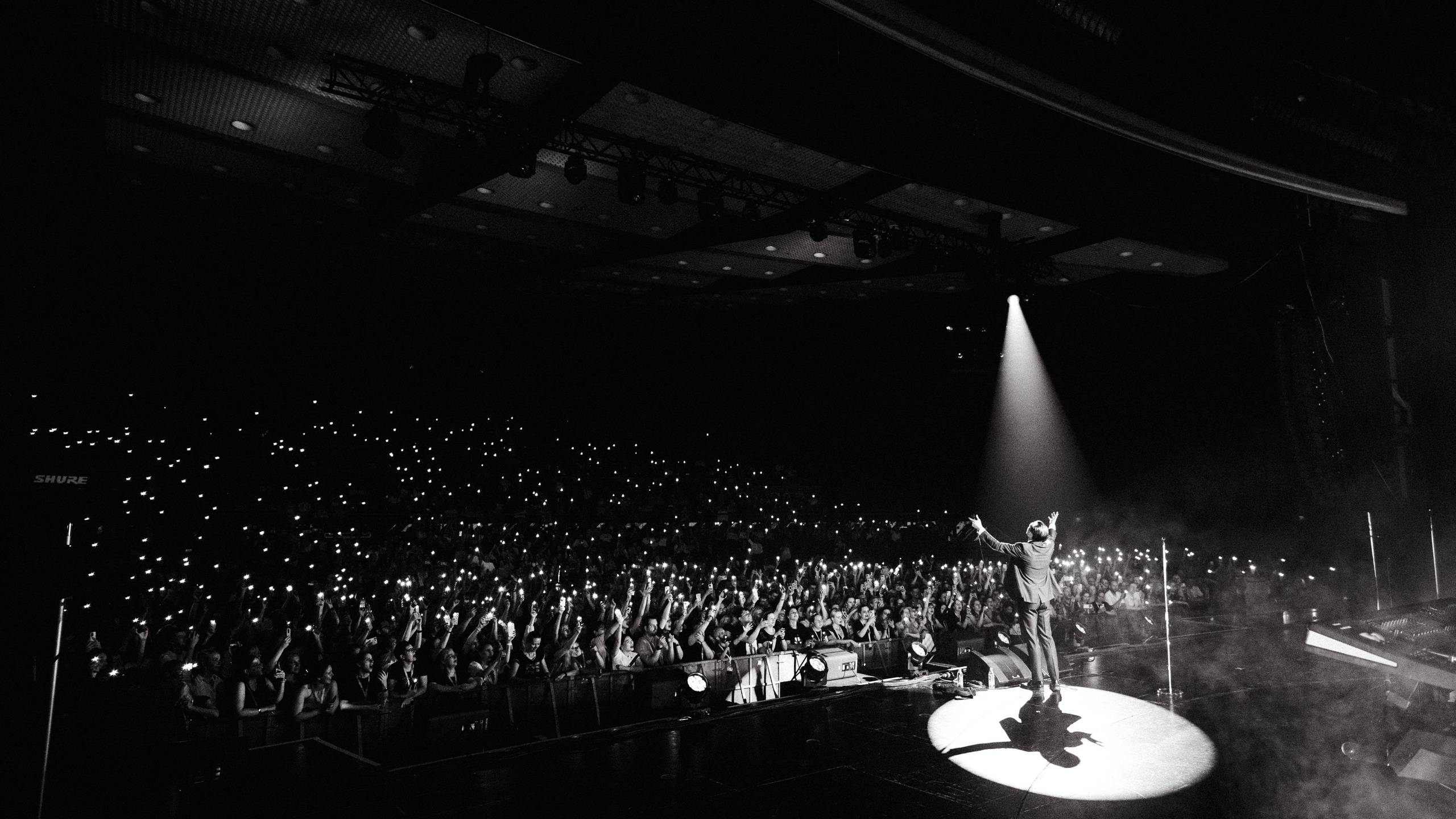 HURTS — Frankfurt