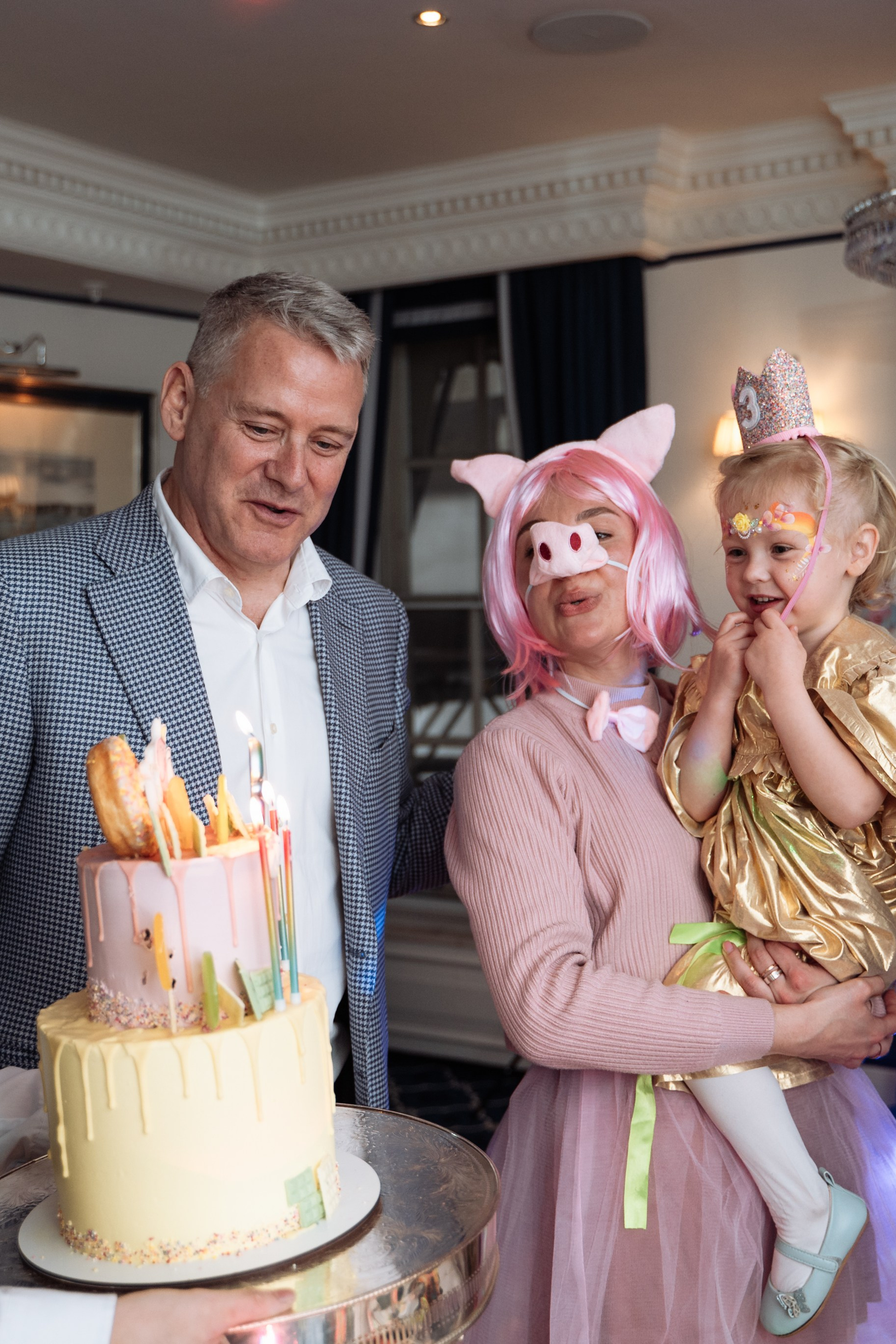 Peppa Pig Birthday party. Photographer in London Daria Agafonova