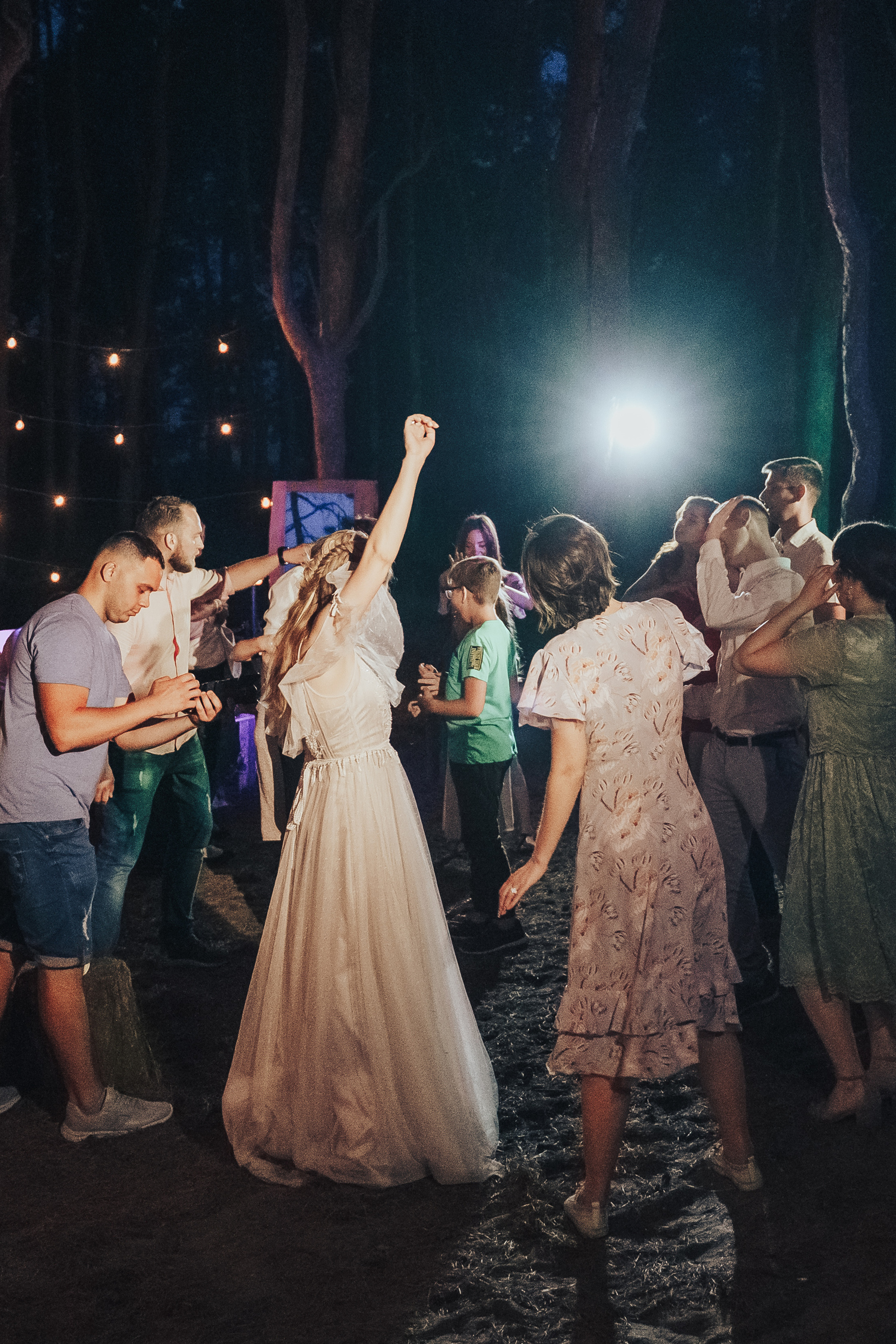 Forest wedding. Maria and Oleksandr. Photographer in London Daria Agafonova