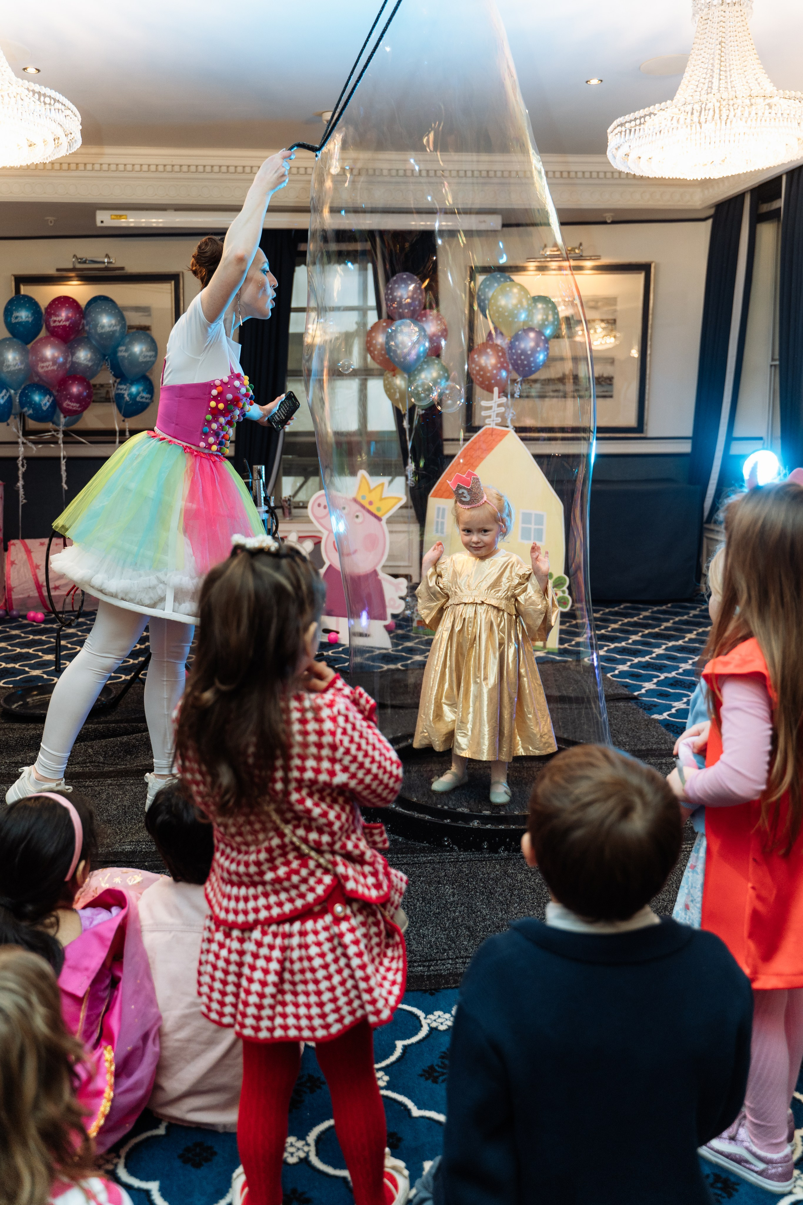 Peppa Pig Birthday party. Photographer in London Daria Agafonova