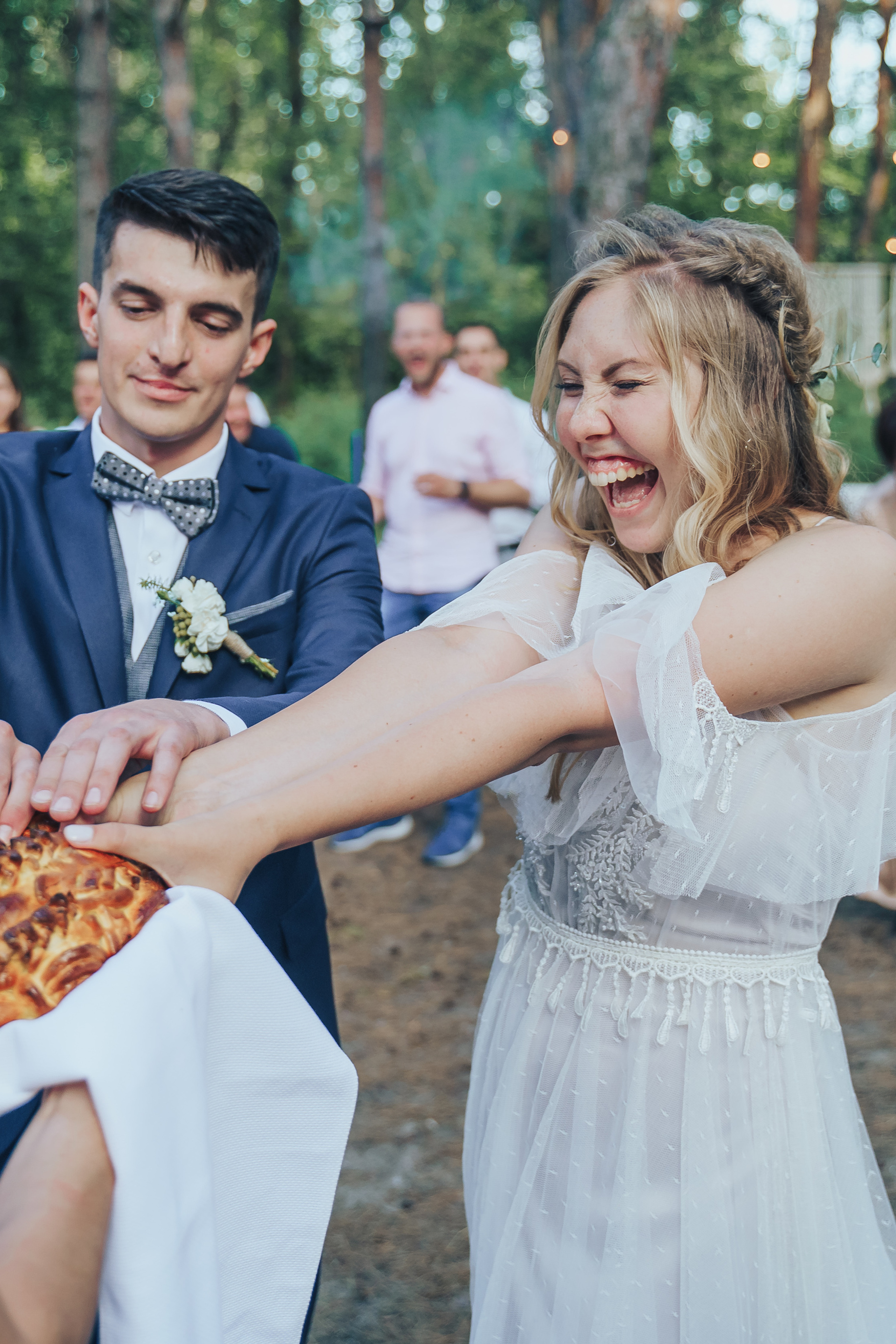 Forest wedding. Maria and Oleksandr. Photographer in London Daria Agafonova