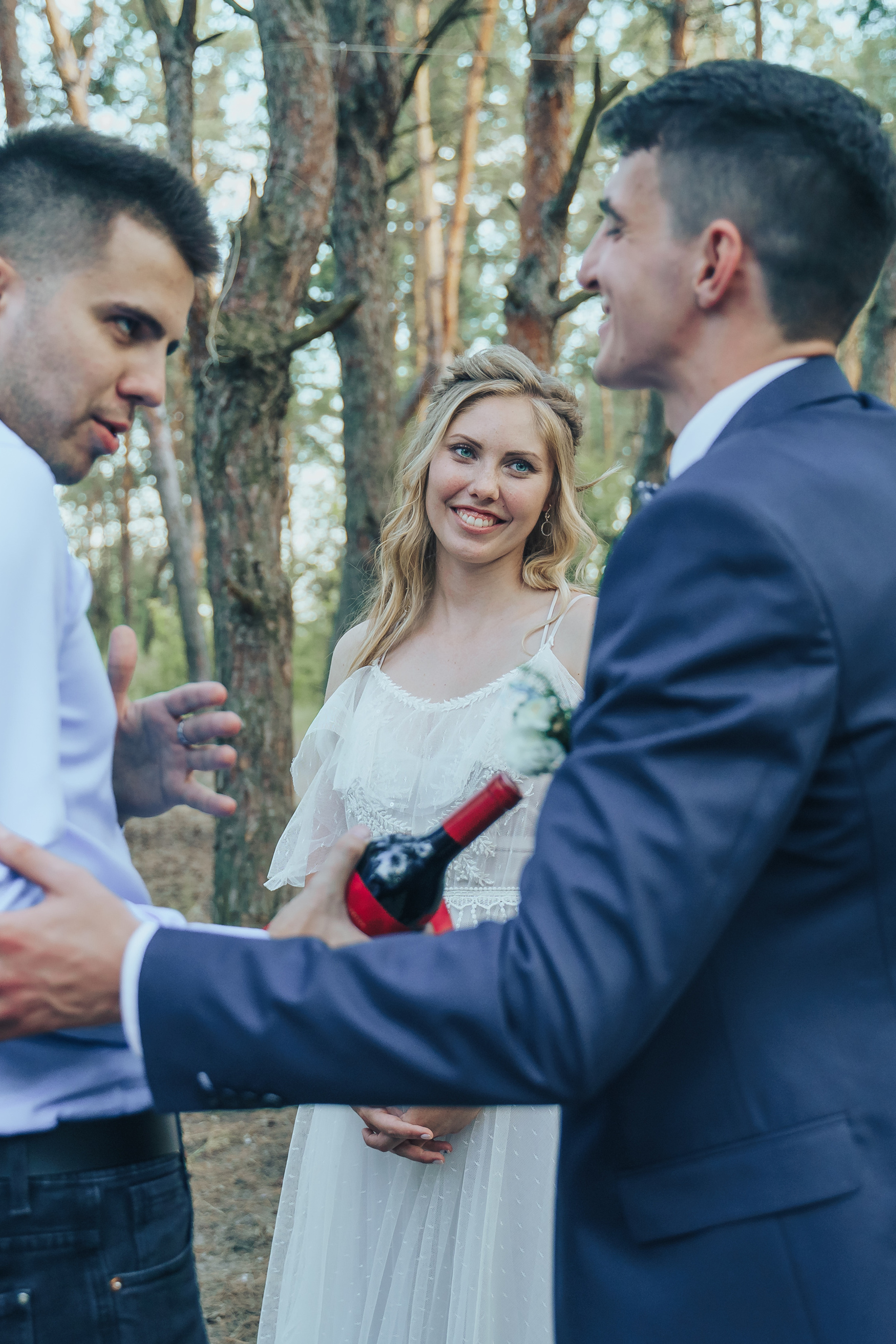 Forest wedding. Maria and Oleksandr. Photographer in London Daria Agafonova