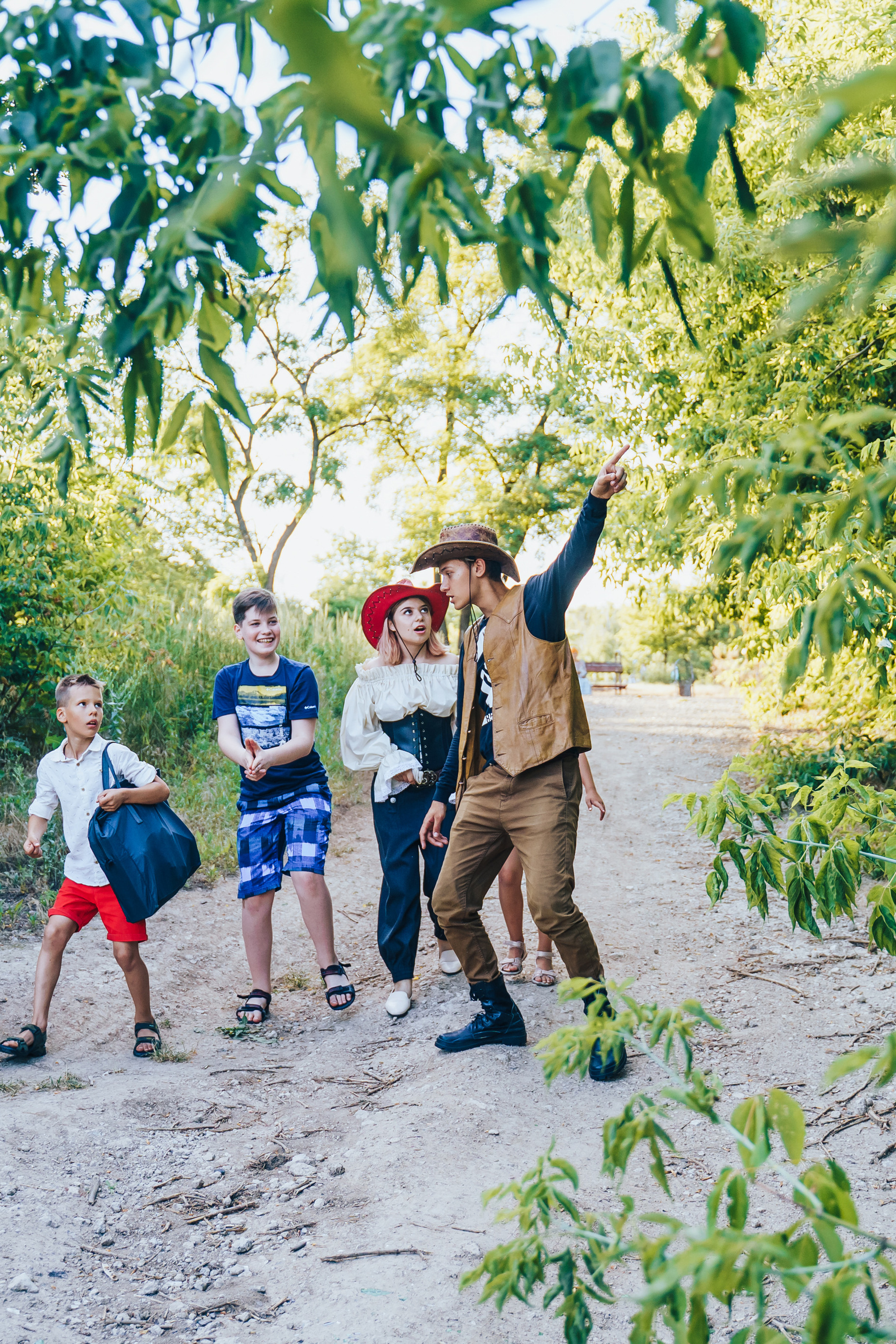 Сhildren’s outdoor birthday party. Photographer in London Daria Agafonova