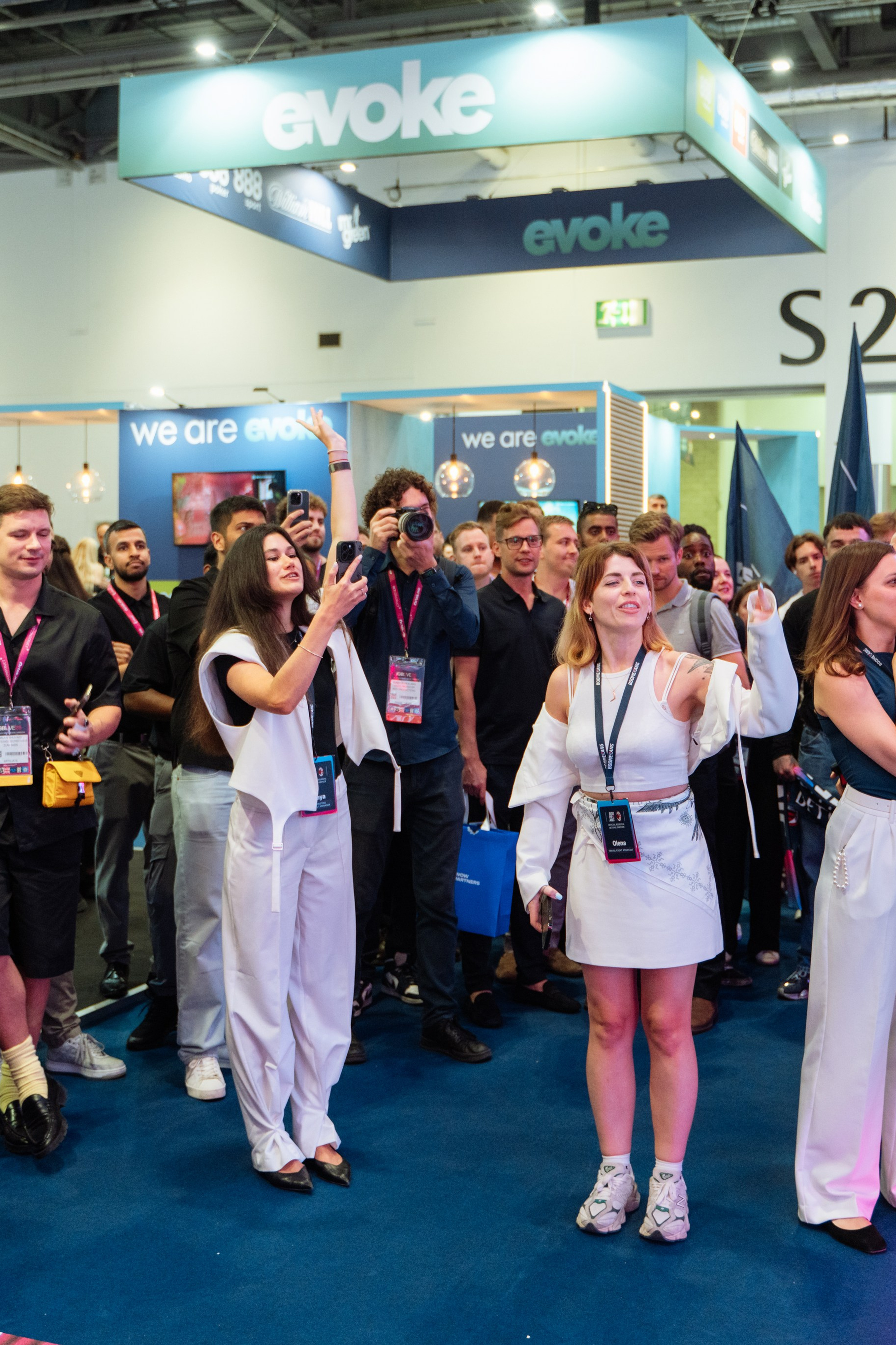 IGB LIVE. Photographer in London Daria Agafonova