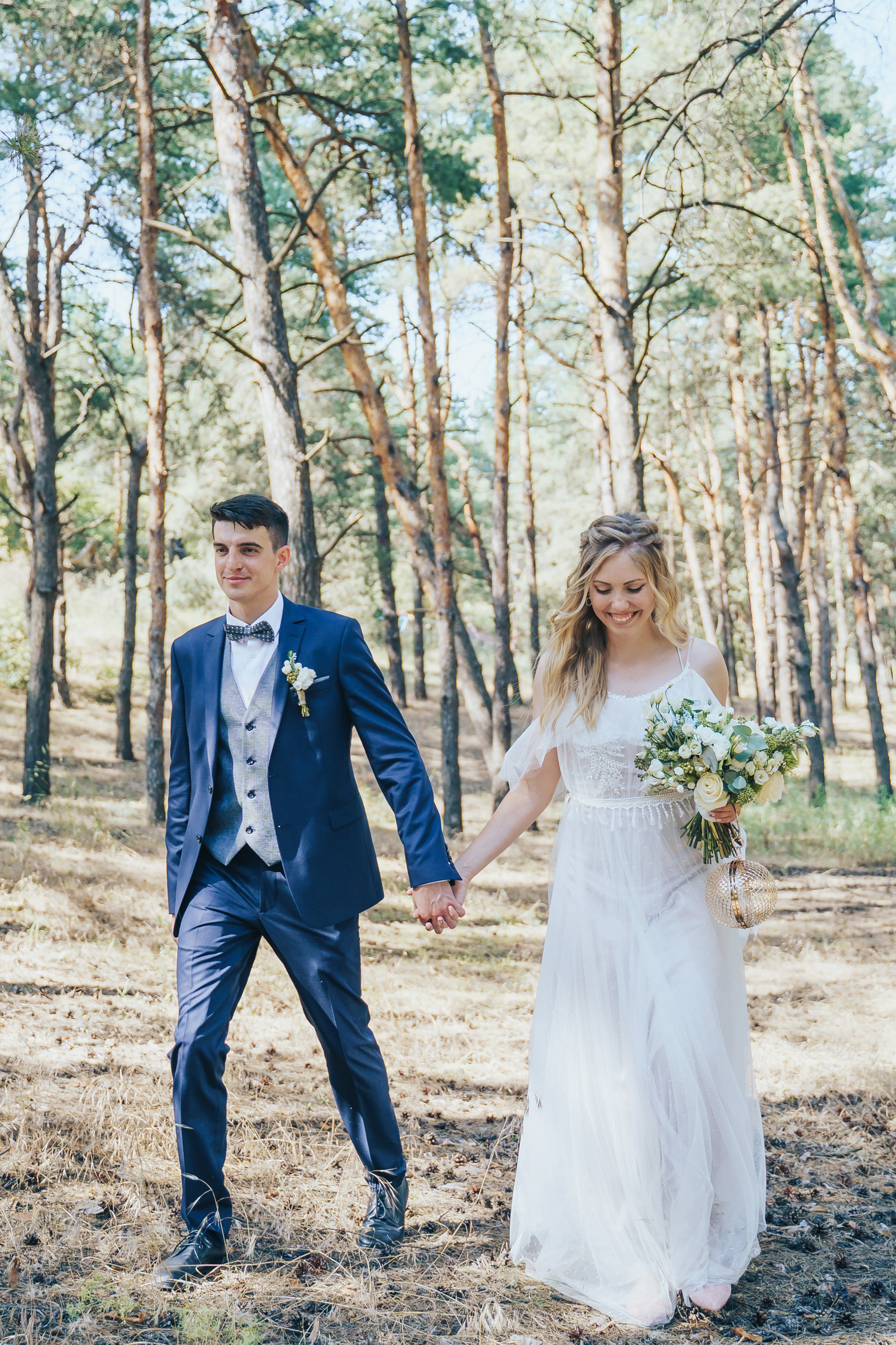 Forest wedding. Maria and Oleksandr. Photographer in London Daria Agafonova