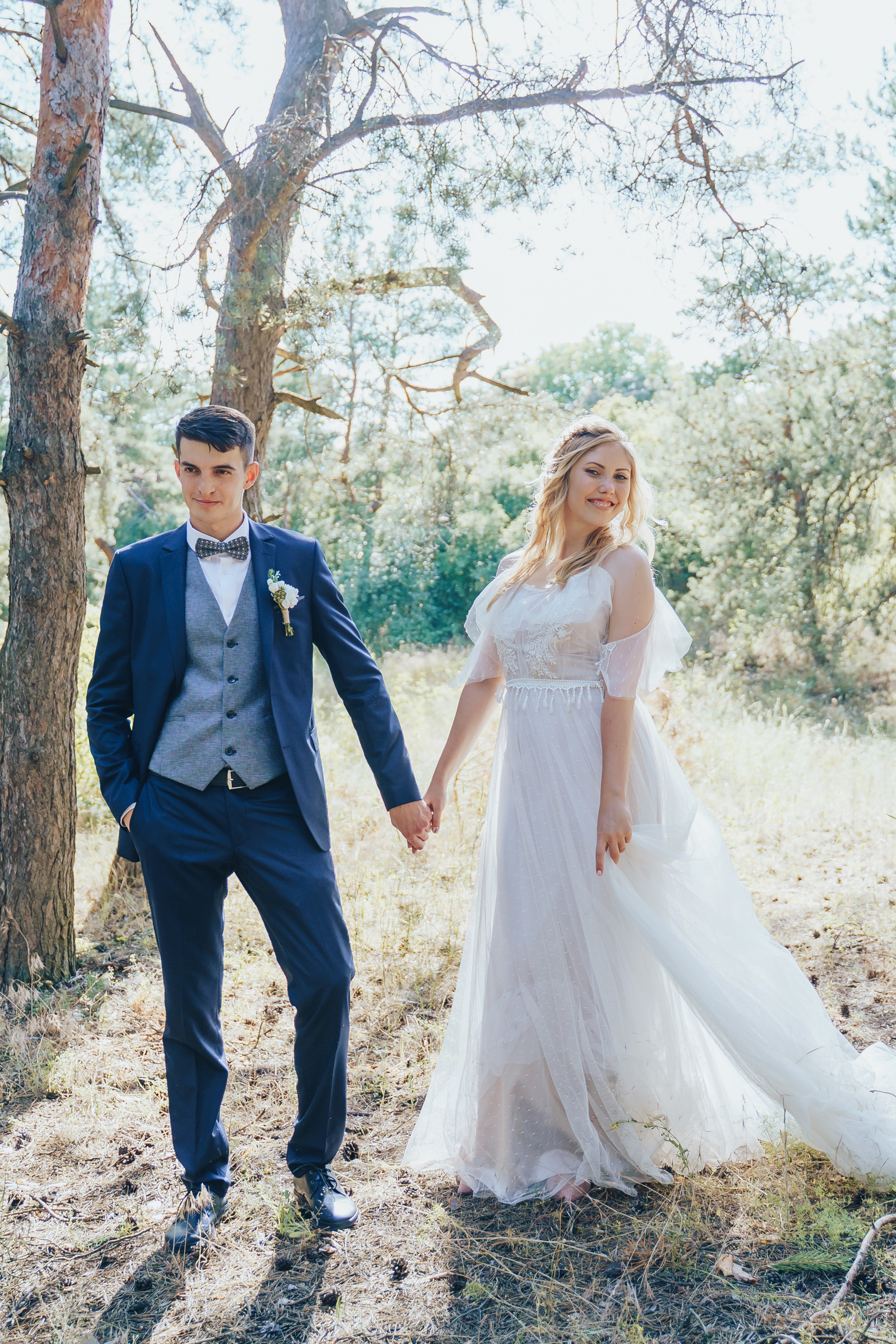 Forest wedding. Maria and Oleksandr. Photographer in London Daria Agafonova