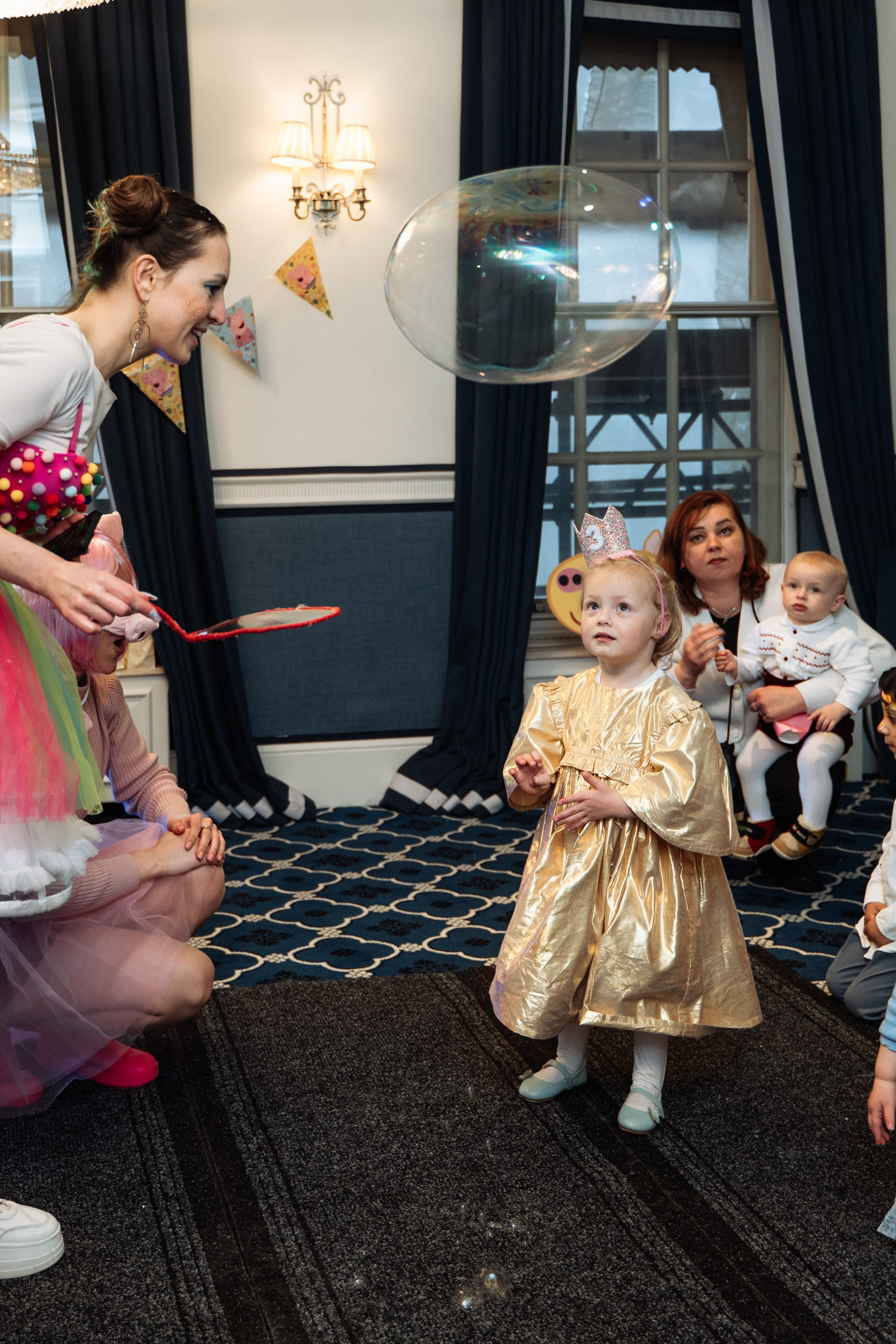 Peppa Pig Birthday party. Photographer in London Daria Agafonova