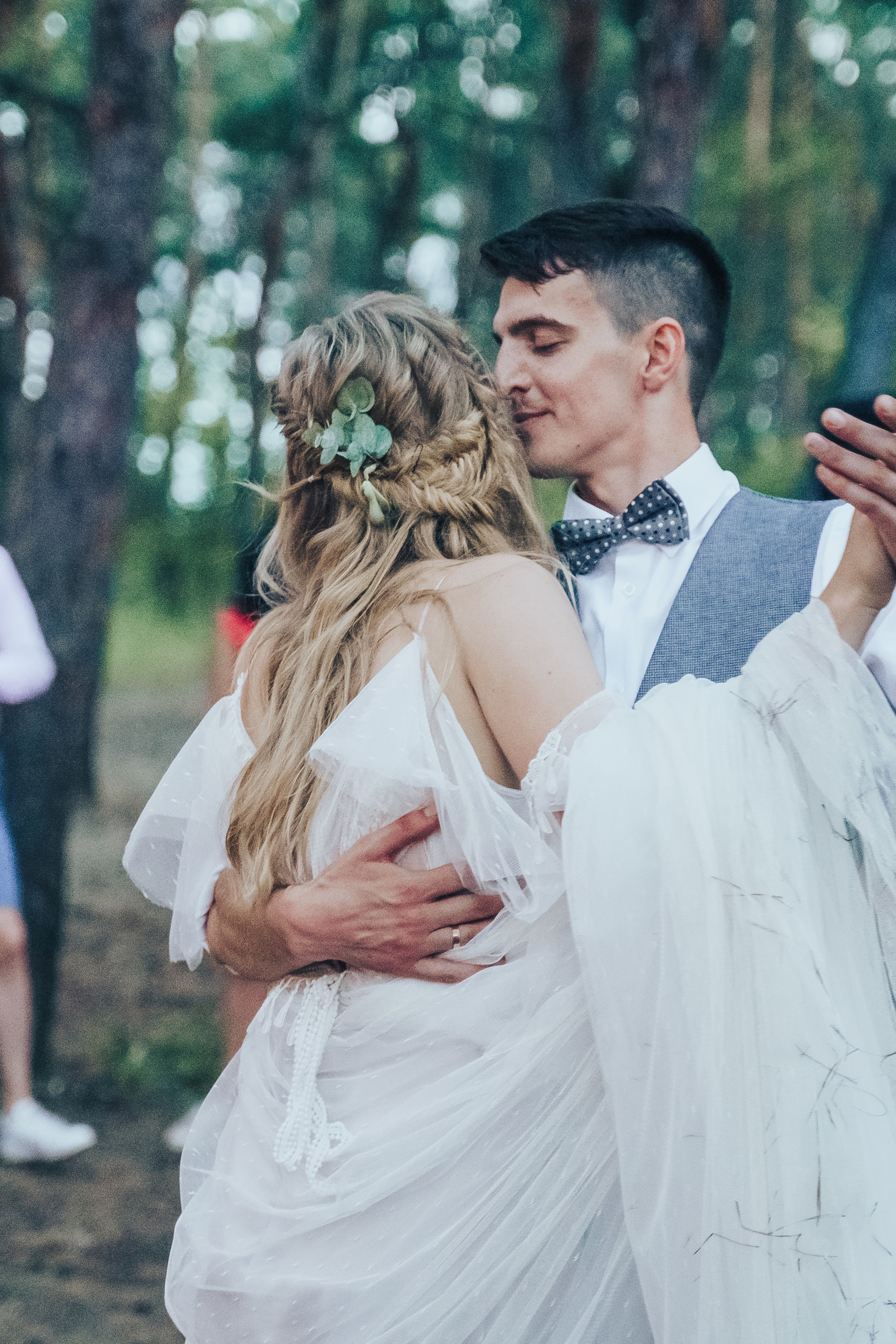 Forest wedding. Maria and Oleksandr. Photographer in London Daria Agafonova