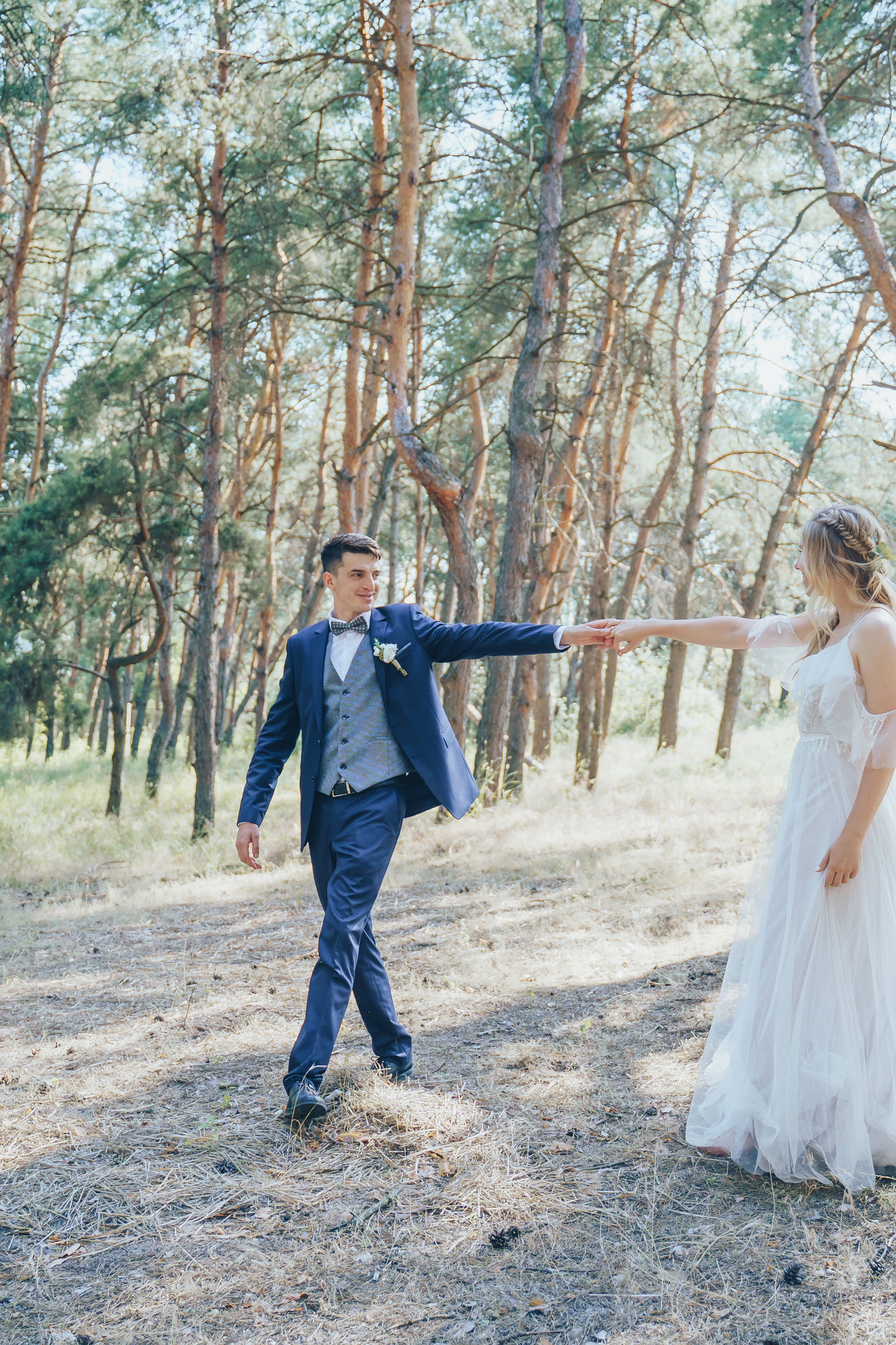 Forest wedding. Maria and Oleksandr. Photographer in London Daria Agafonova