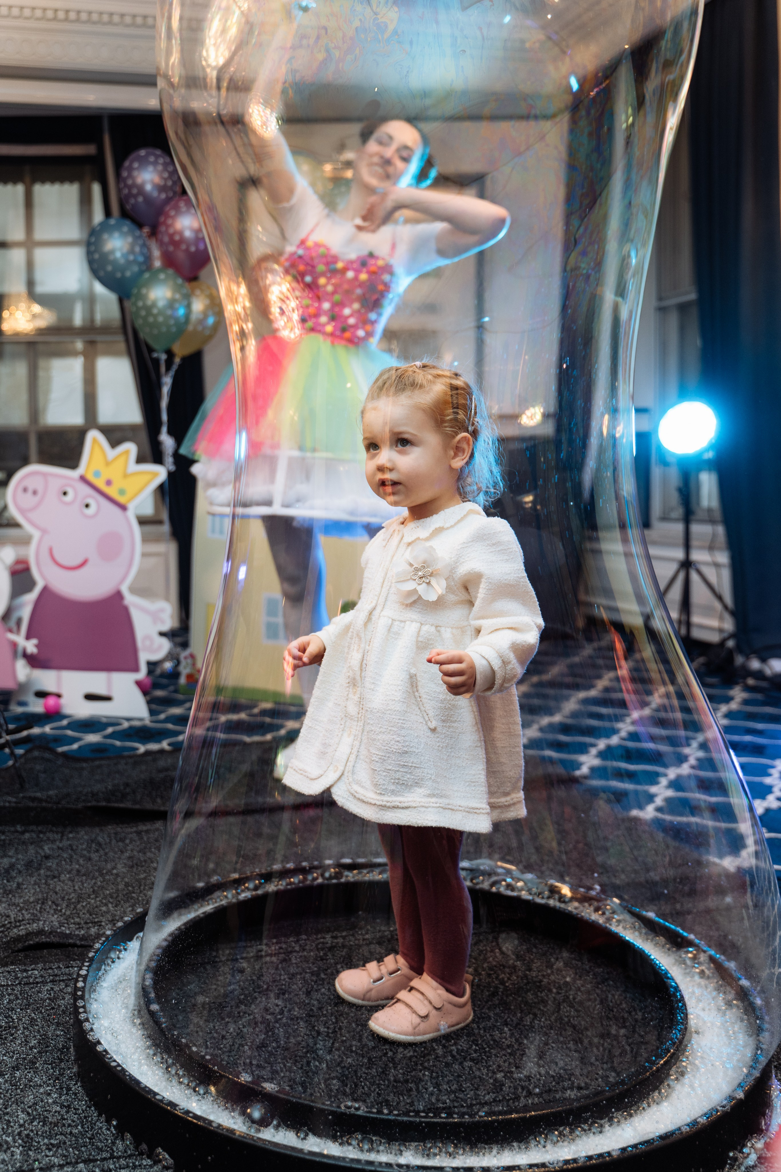 Peppa Pig Birthday party. Photographer in London Daria Agafonova