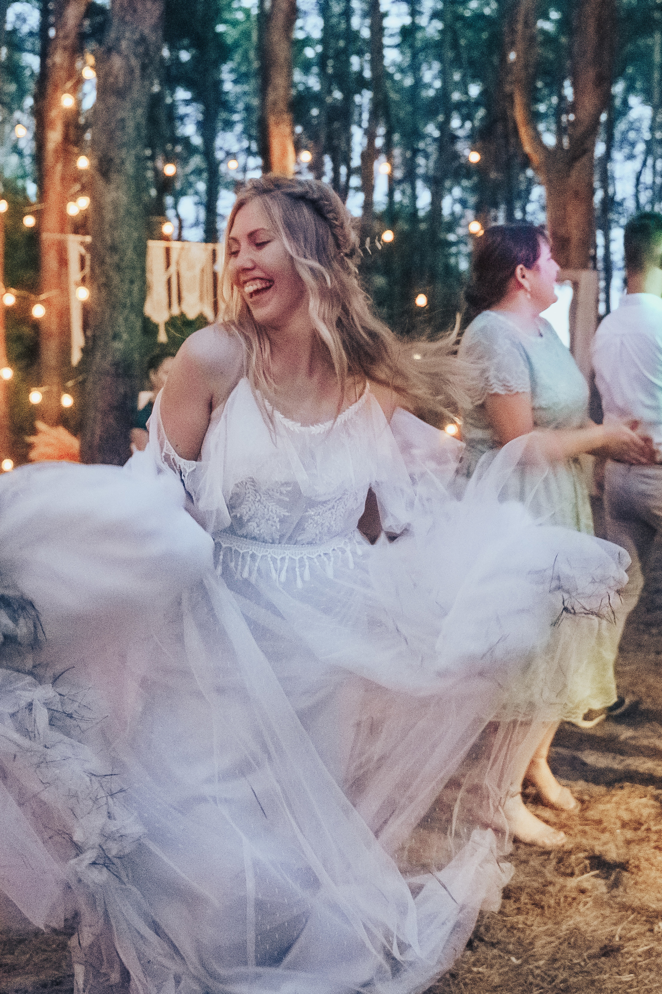 Forest wedding. Maria and Oleksandr. Photographer in London Daria Agafonova