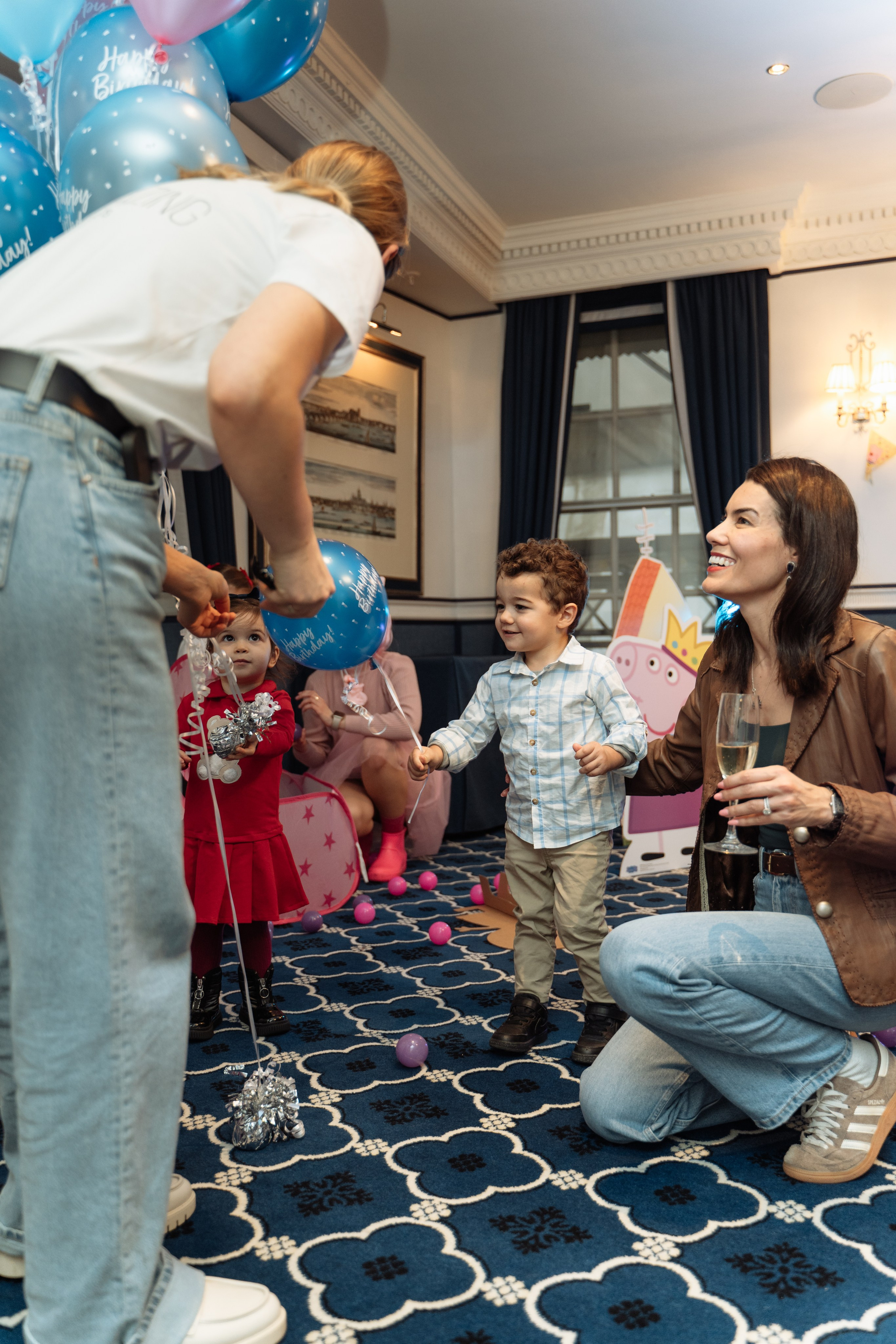 Peppa Pig Birthday party. Photographer in London Daria Agafonova
