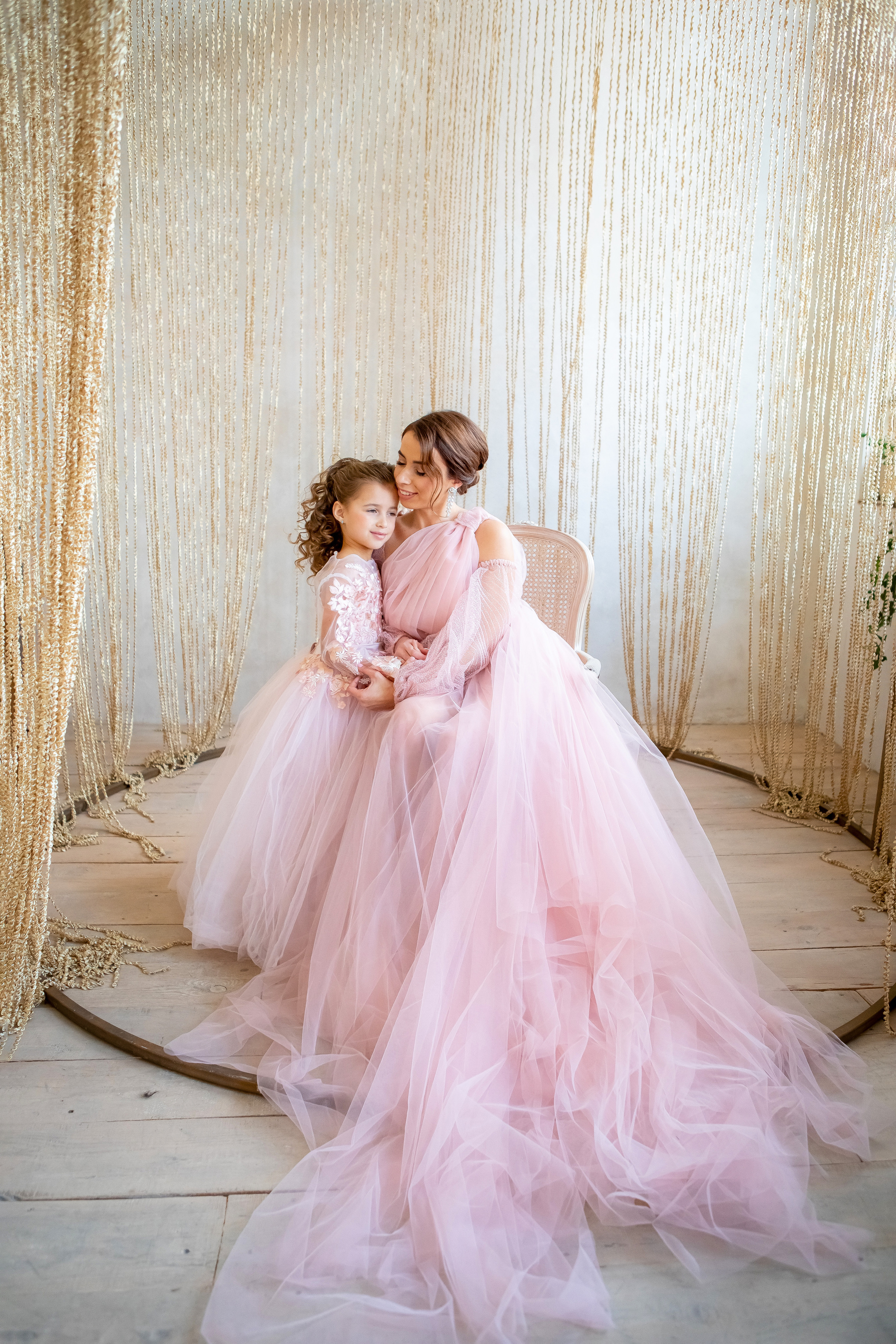 Матуся та донька