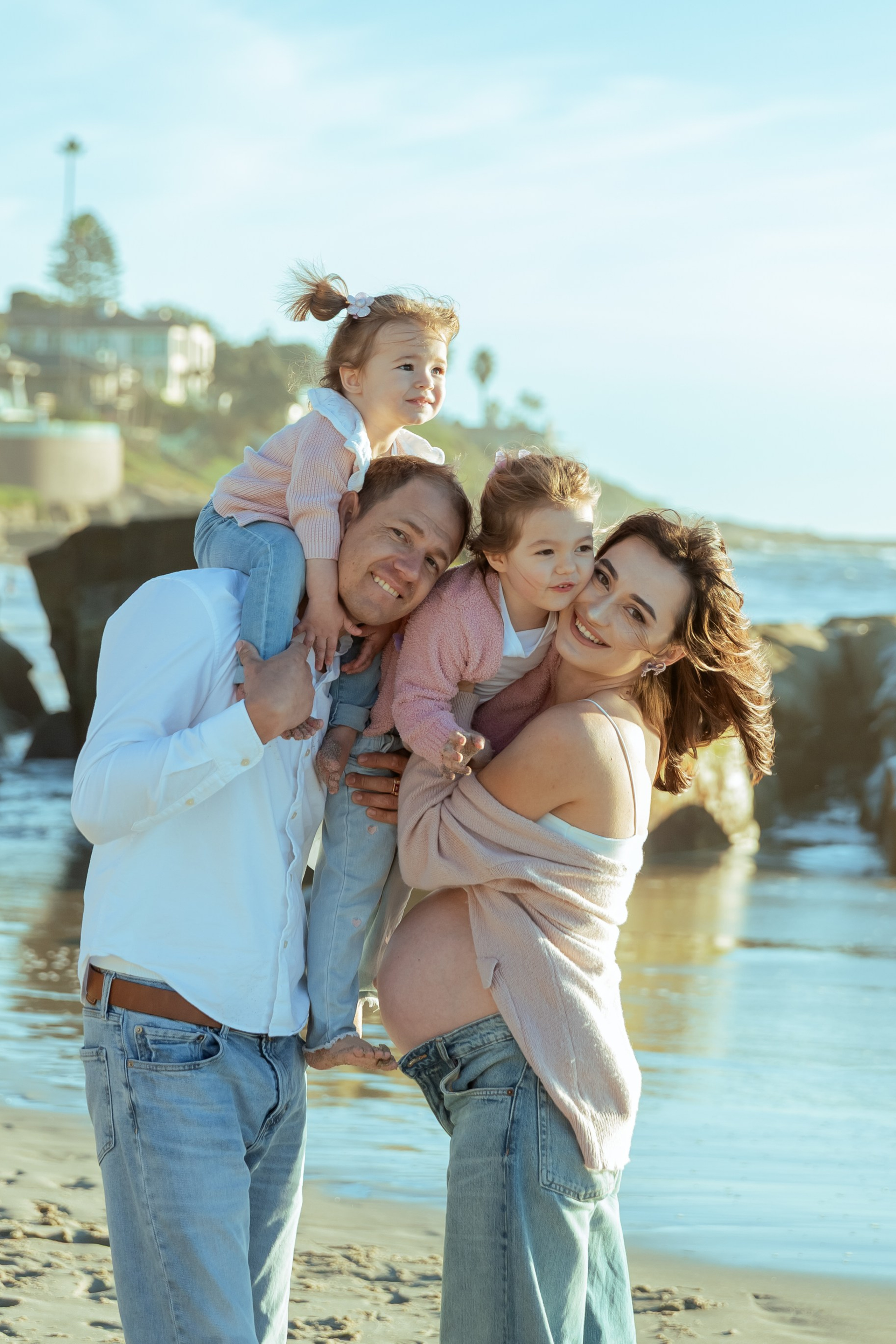 «Waiting for a miracle» Dubovinsky family (La Jolla Beach). FAMILY & KIDS PHOTOGRAPHER in San Diego