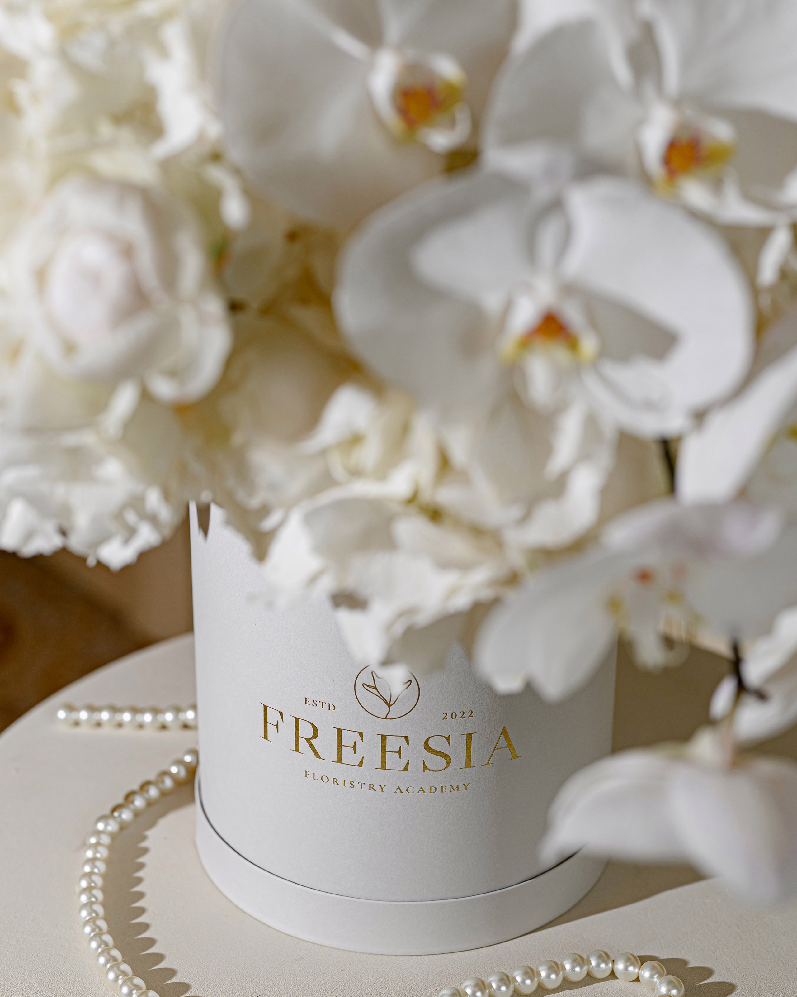 «FREESIA»
