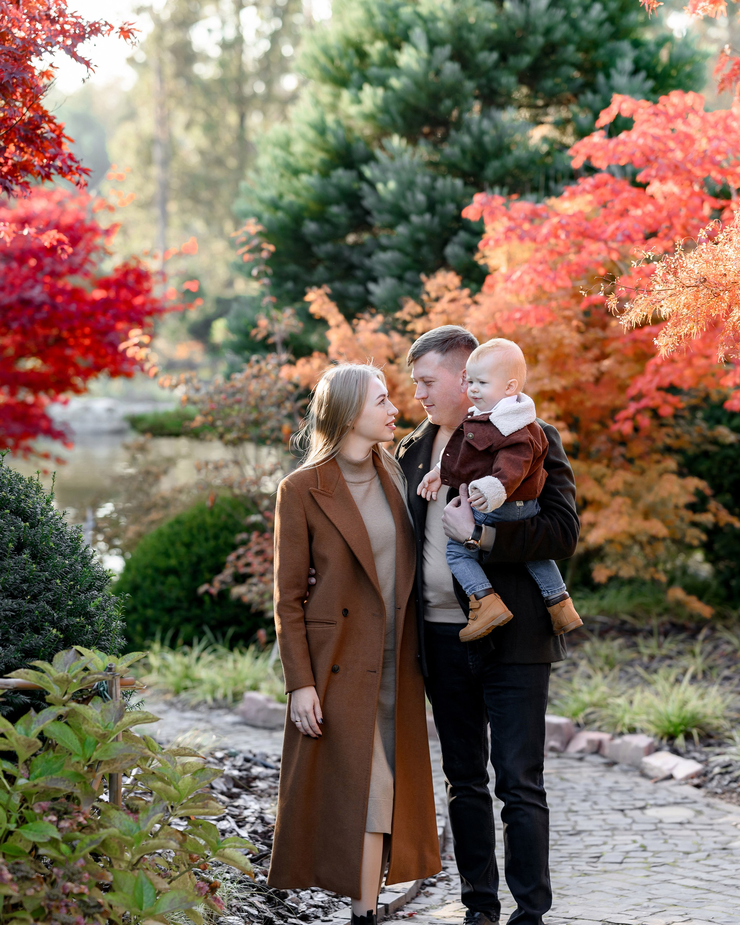 FAMILY AUTUMN