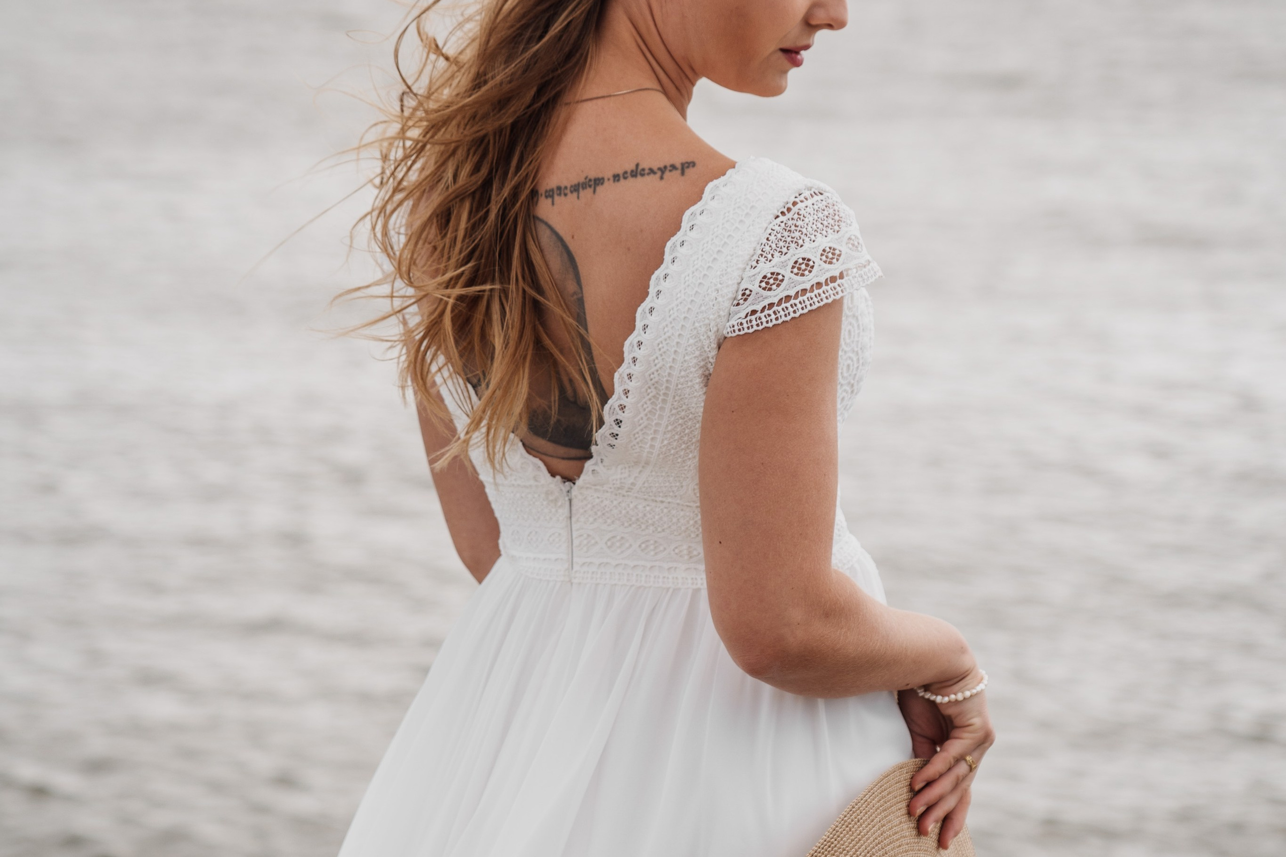 Brautporträt an der Kaiserbrücke. Hochzeiten & Fotografie in Wilhelmshaven | Jade Visual