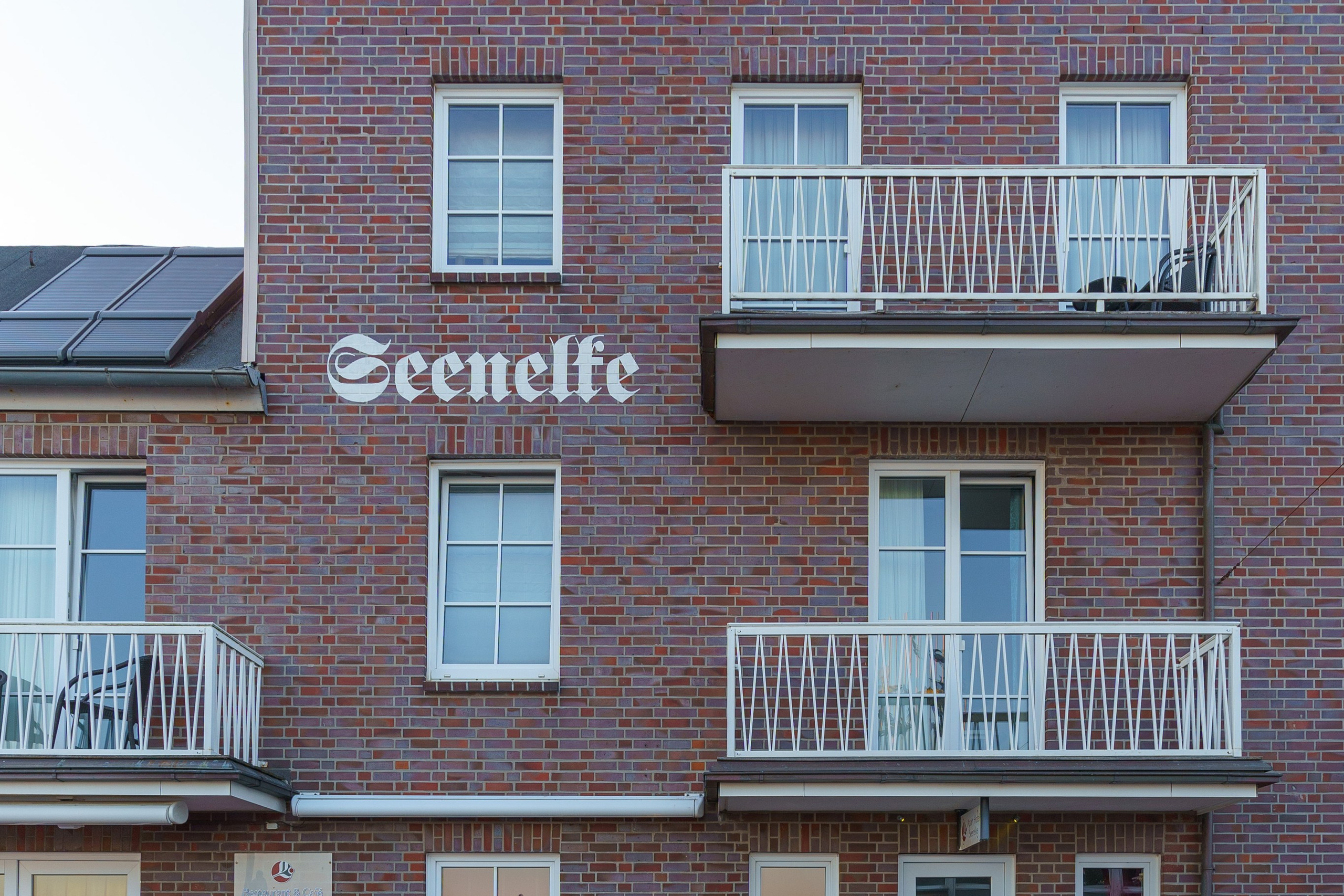 Hotel Seenelke in Wilhelmshaven. Hochzeiten & Fotografie in Wilhelmshaven | Jade Visual