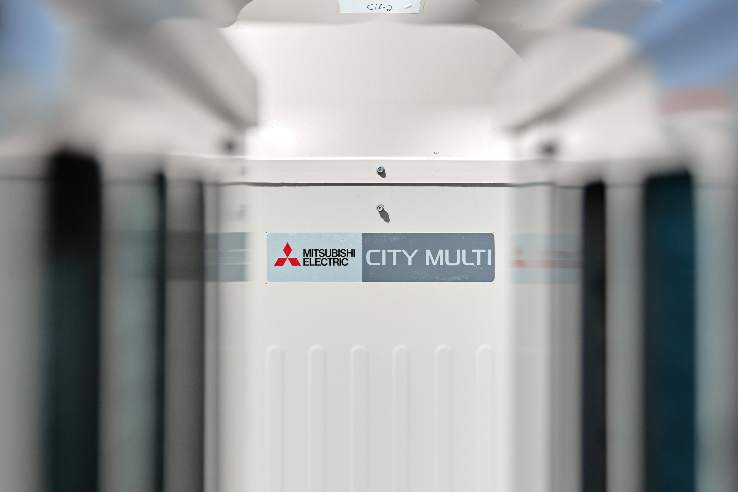 MITSUBISHI ELECTRO & CREATIV PEOPLE