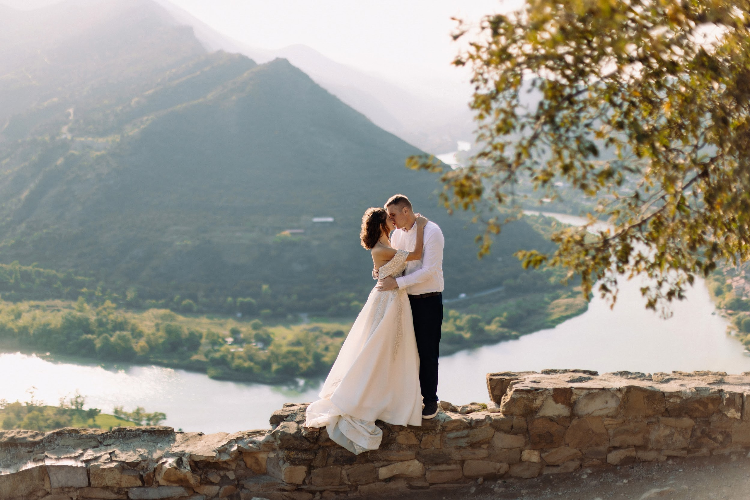 Wedding at Chateau Mukhrani L’Orangerie. Art Event Studio — Wedding in Georgia 💜