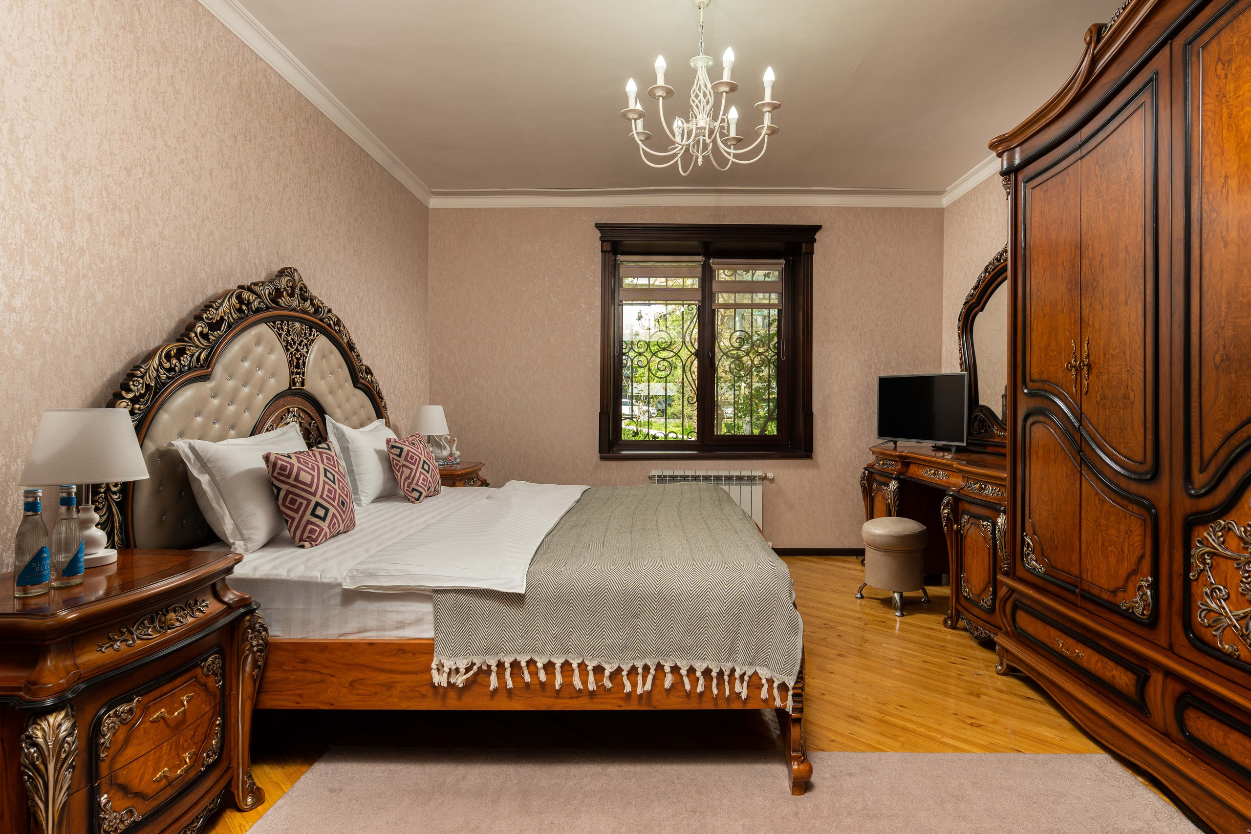 Luxury apartment (TsUM)