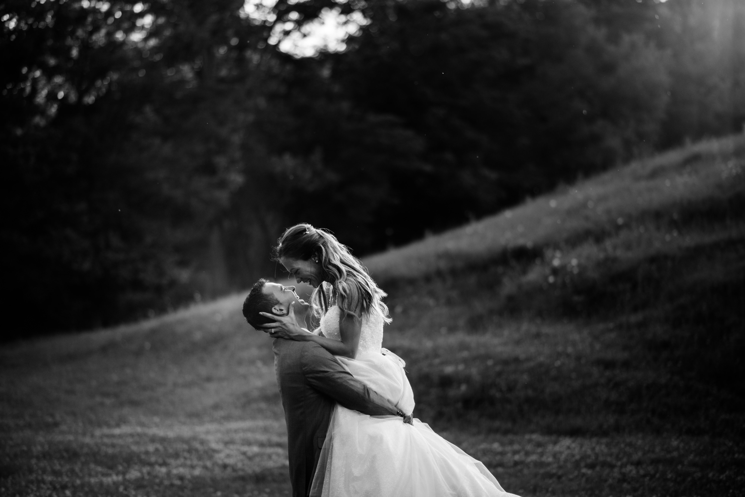 Wedding, family and destination photographer. Based in Serbia, available for the whole world