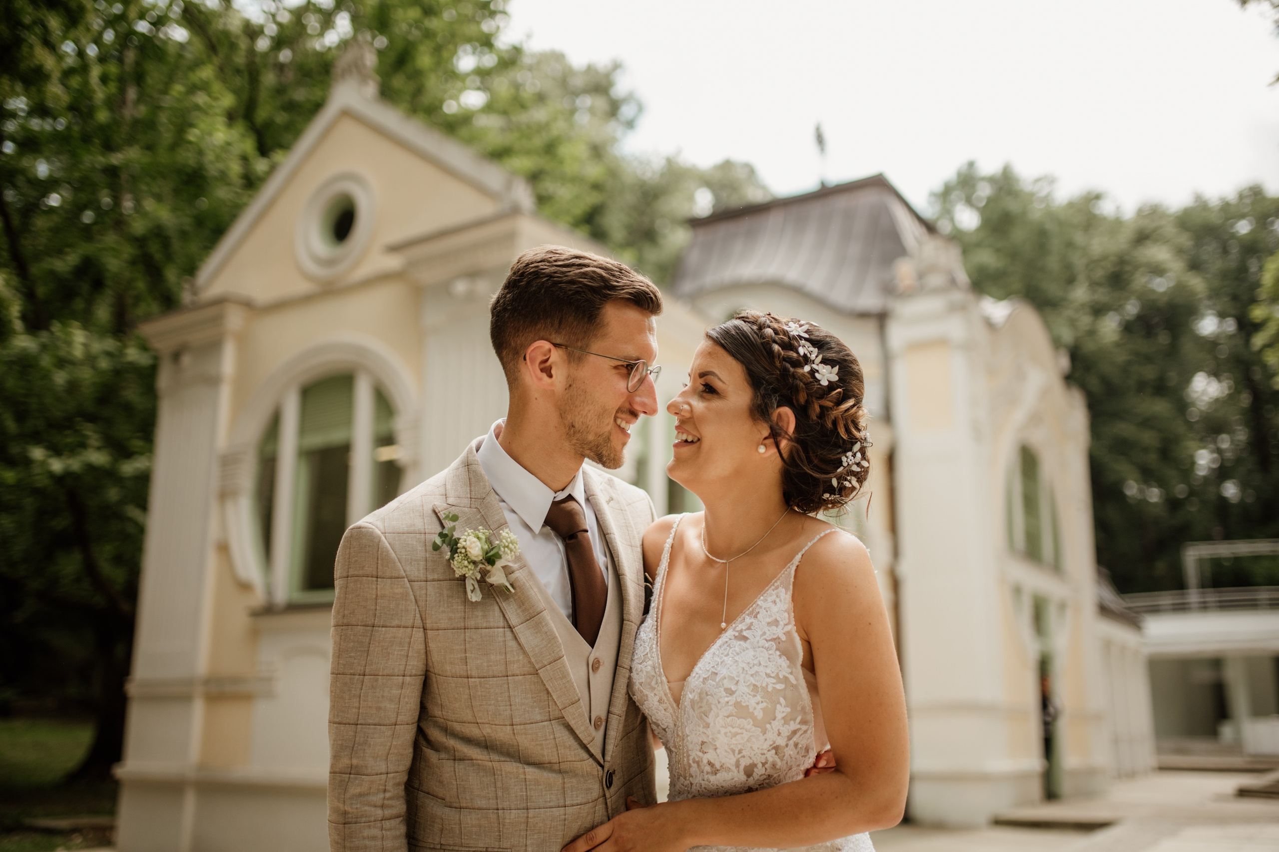 Wedding, family and destination photographer. Based in Serbia, available for the whole world