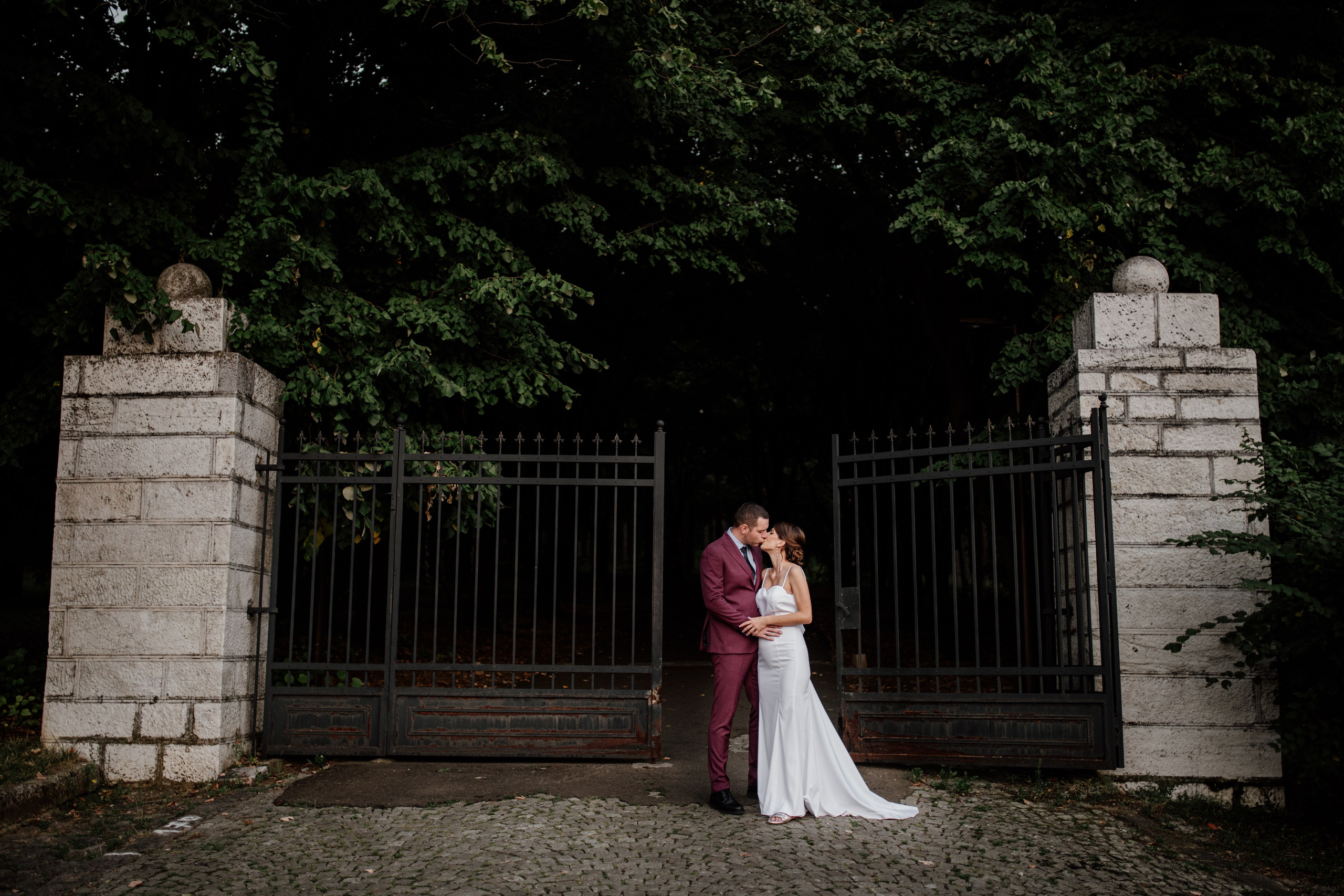 Wedding, family and destination photographer. Based in Serbia, available for the whole world
