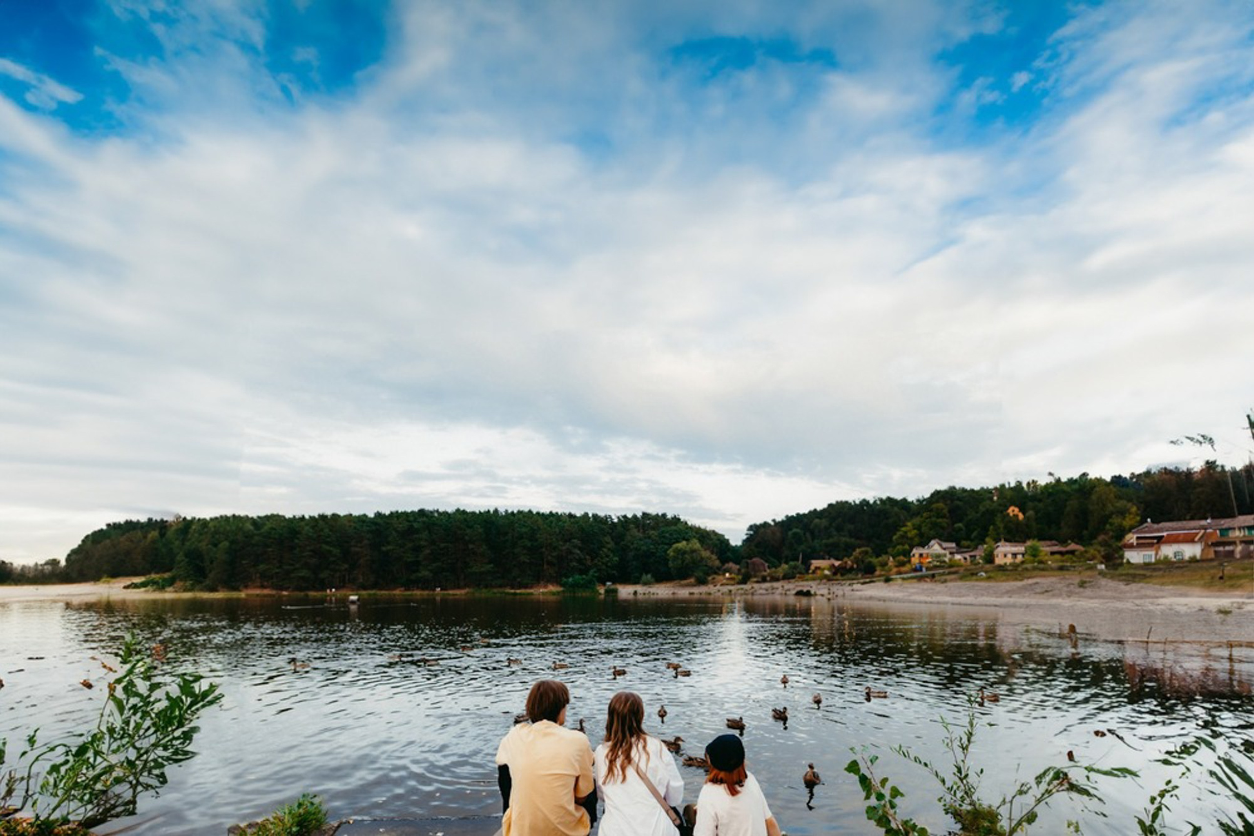 SUMMER JOYS OF FAMILY LIFE