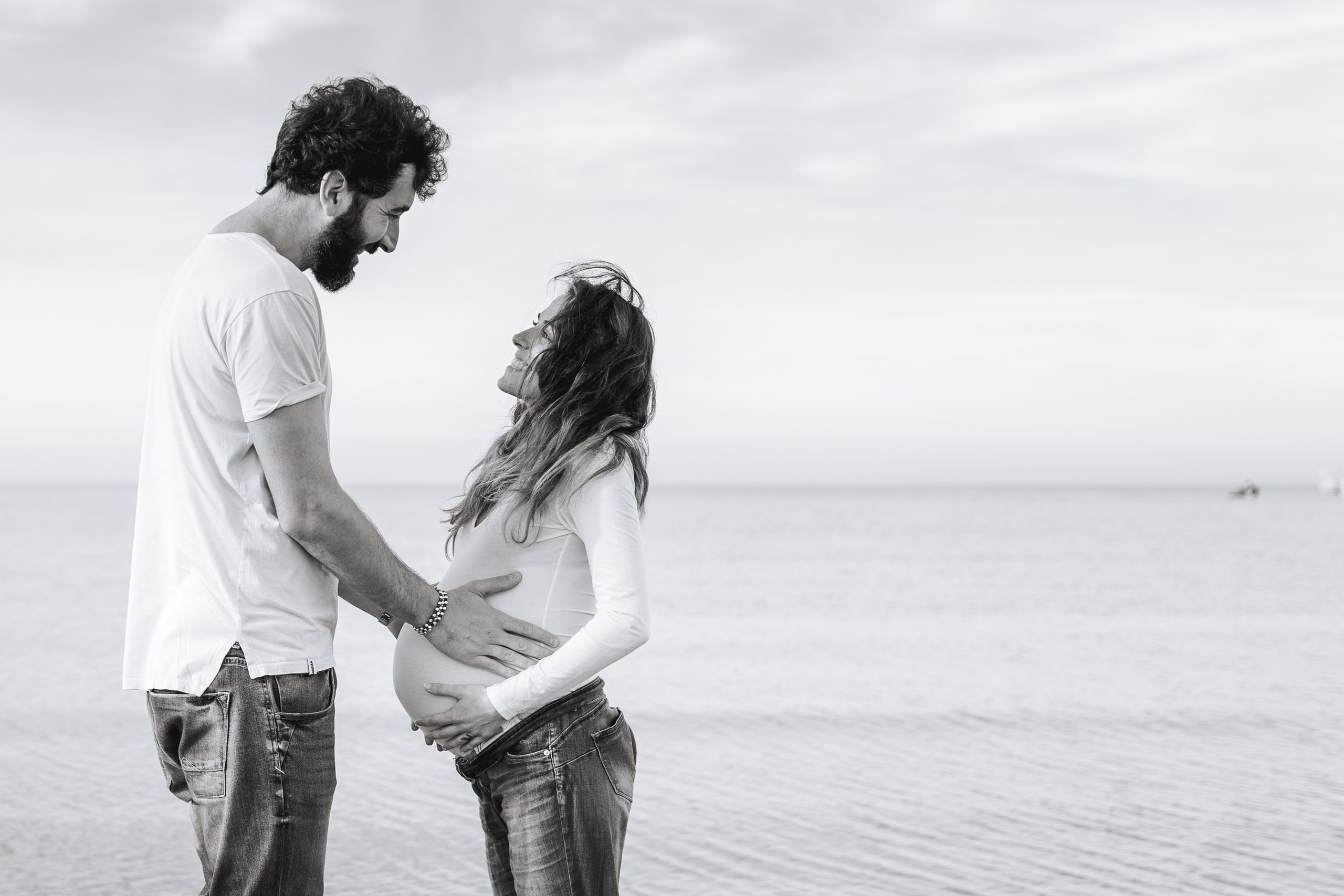 Maternity. Fotografo di famiglia, neonati, maternity, ritratti, matrimoni, cerimonie, Rimini