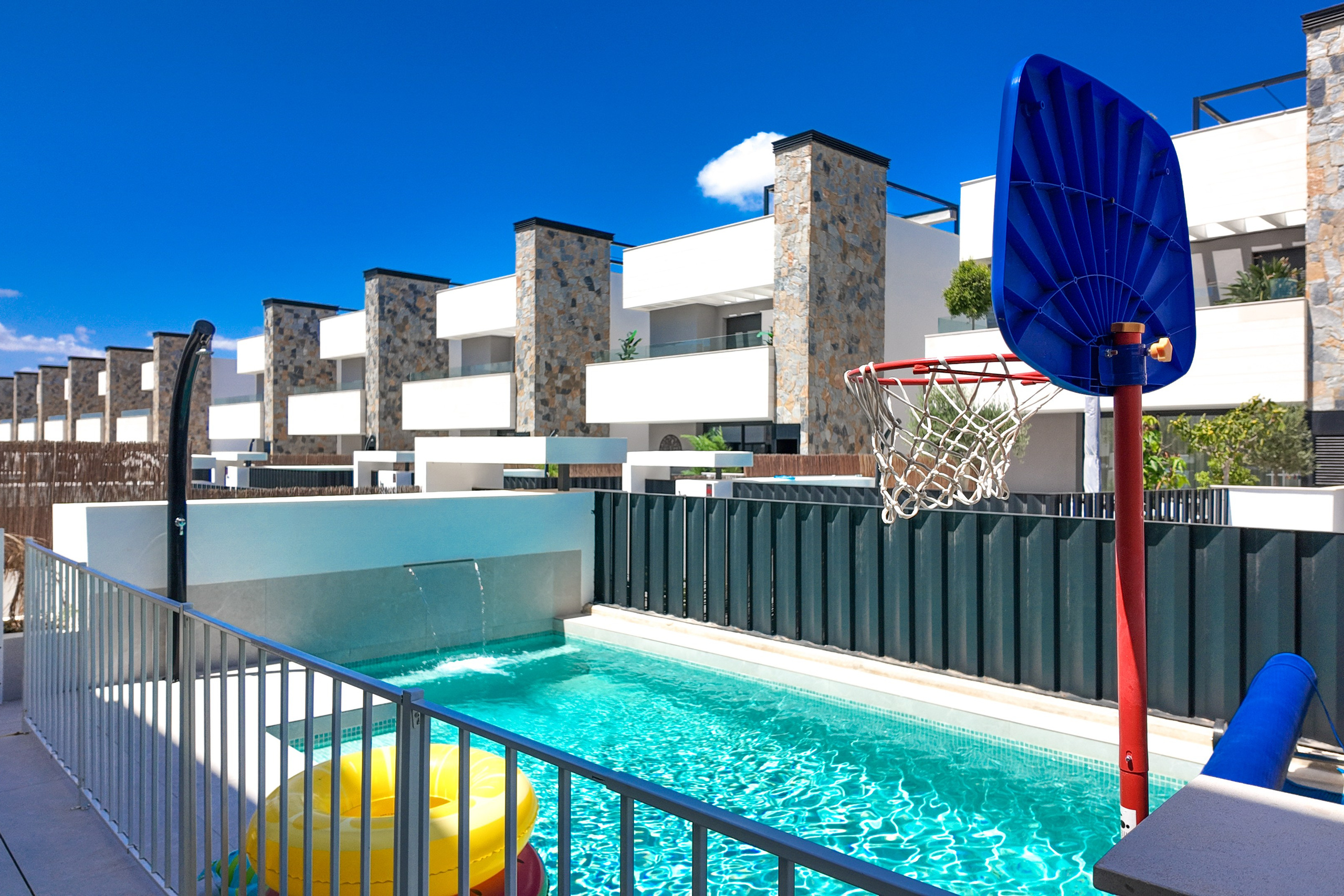 Villa LAKESIDE I’M GROUP