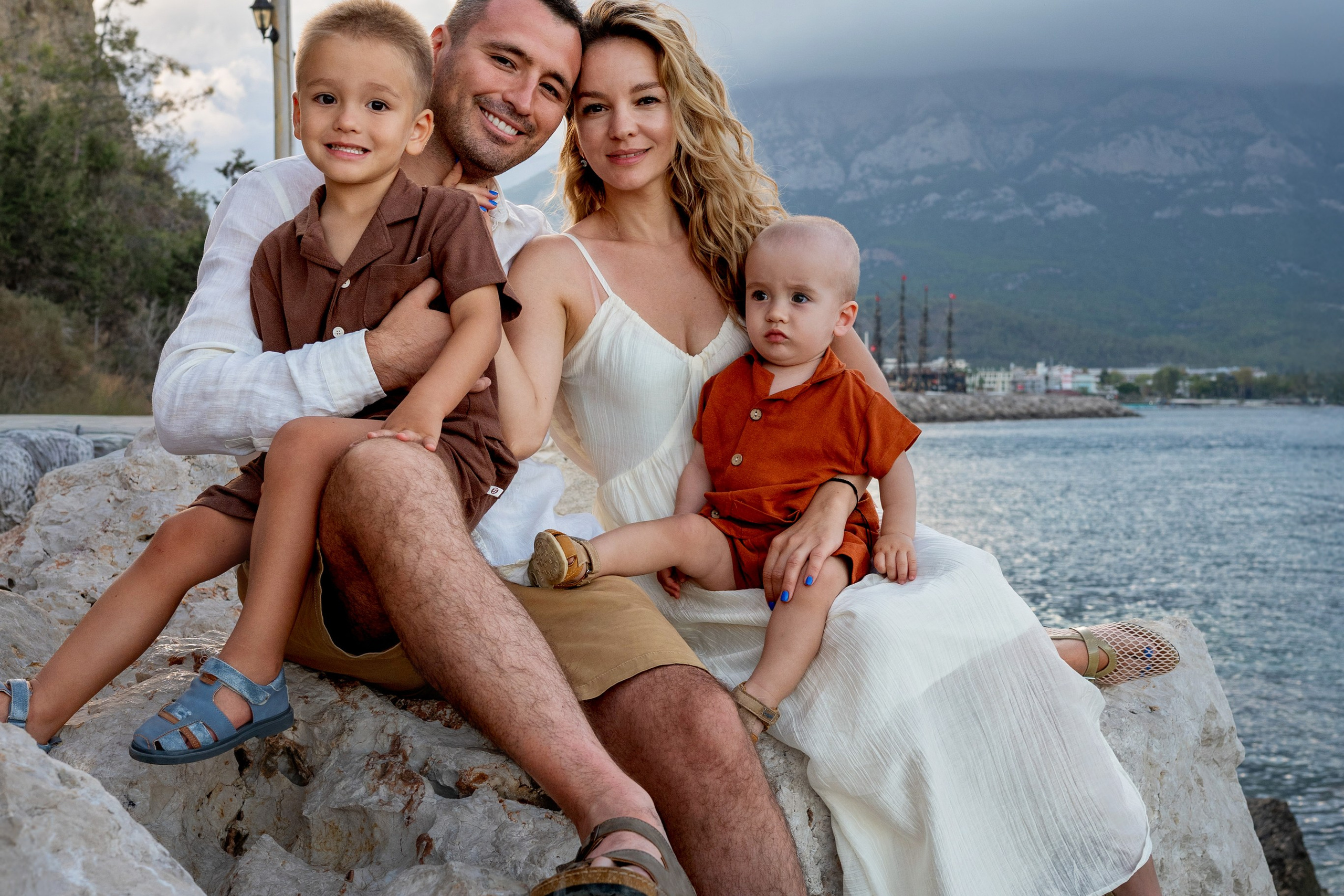 Семейная фотосессия у&nbsp;моря в&nbsp;Кемере