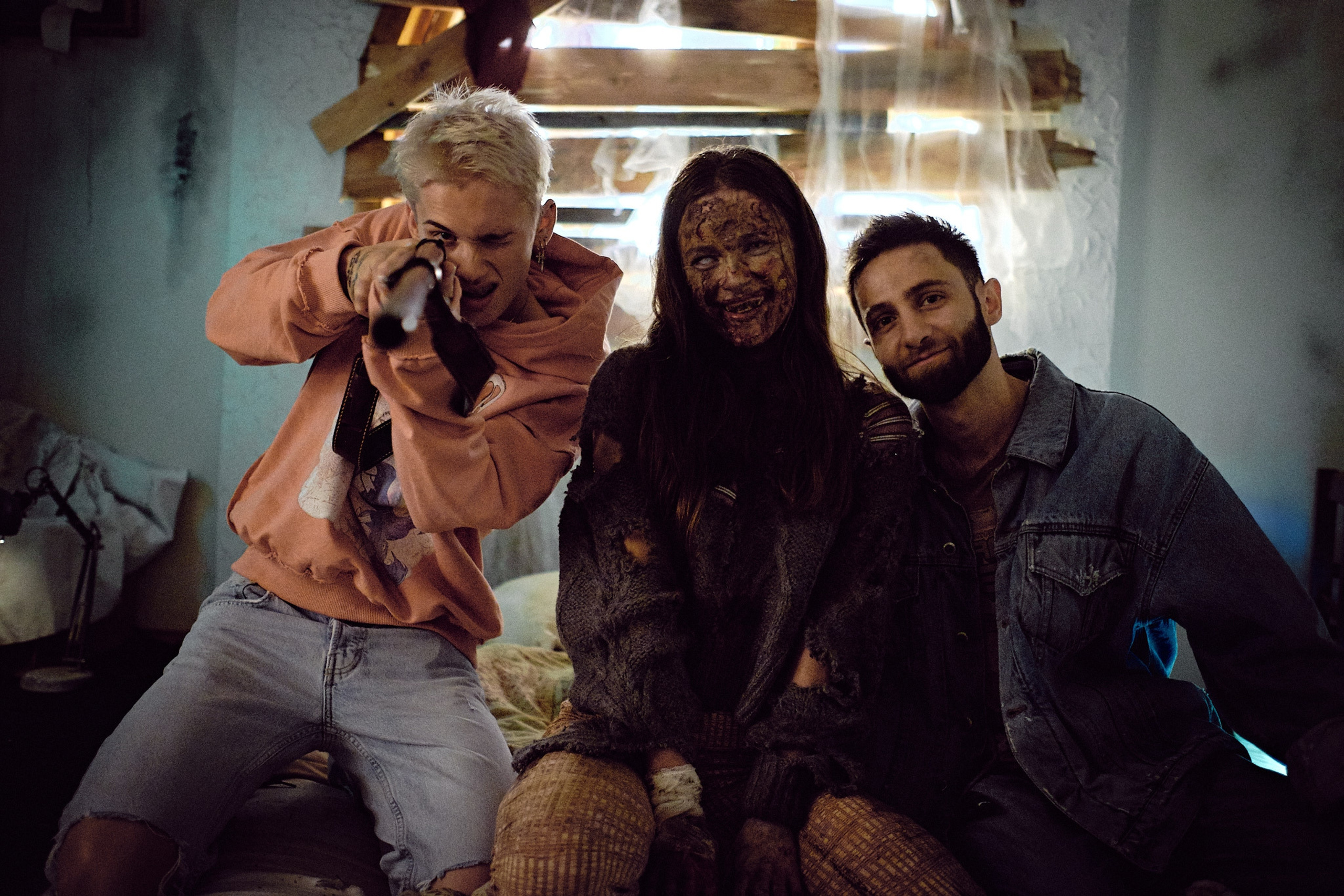 escape & Даня Милохин — so low | Бэкстейдж клипа