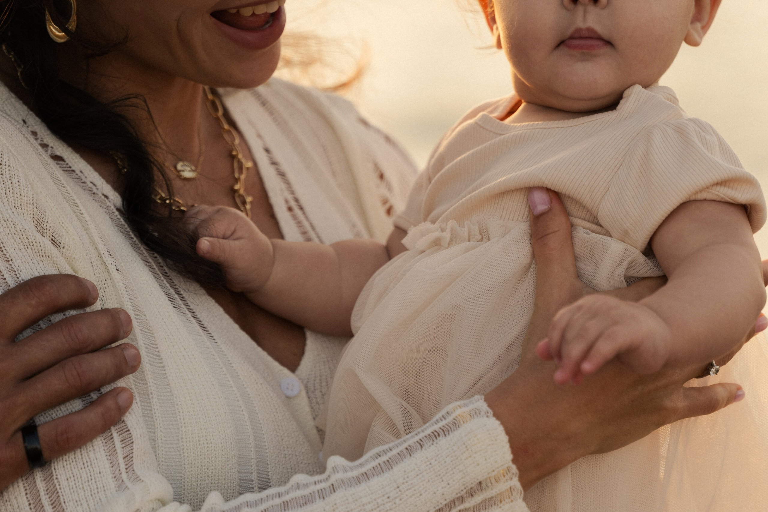 Белек —фотосессия на песчаном пляже на закате солнца. PHOTOGRAPHER IN ANTALYA KEMER BELEK SIDE ALANYA