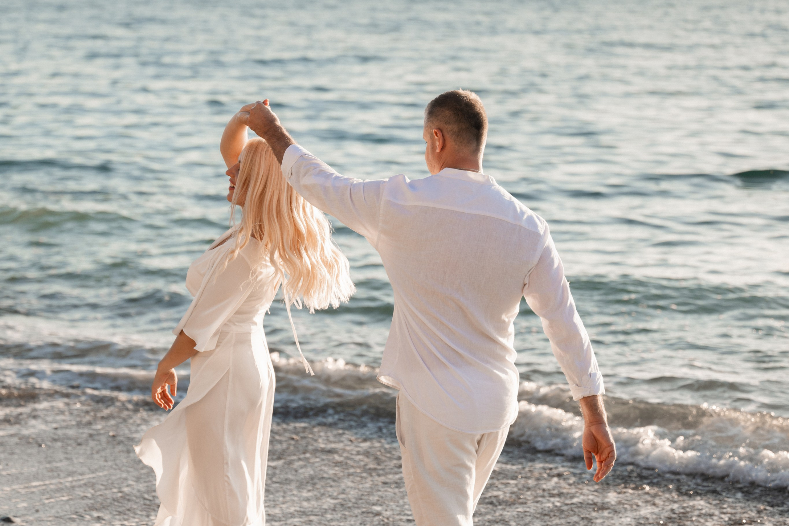 Кемер — фотосессия на большом пляже со скалами (Гёйнюк). PHOTOGRAPHER IN ANTALYA KEMER BELEK SIDE ALANYA