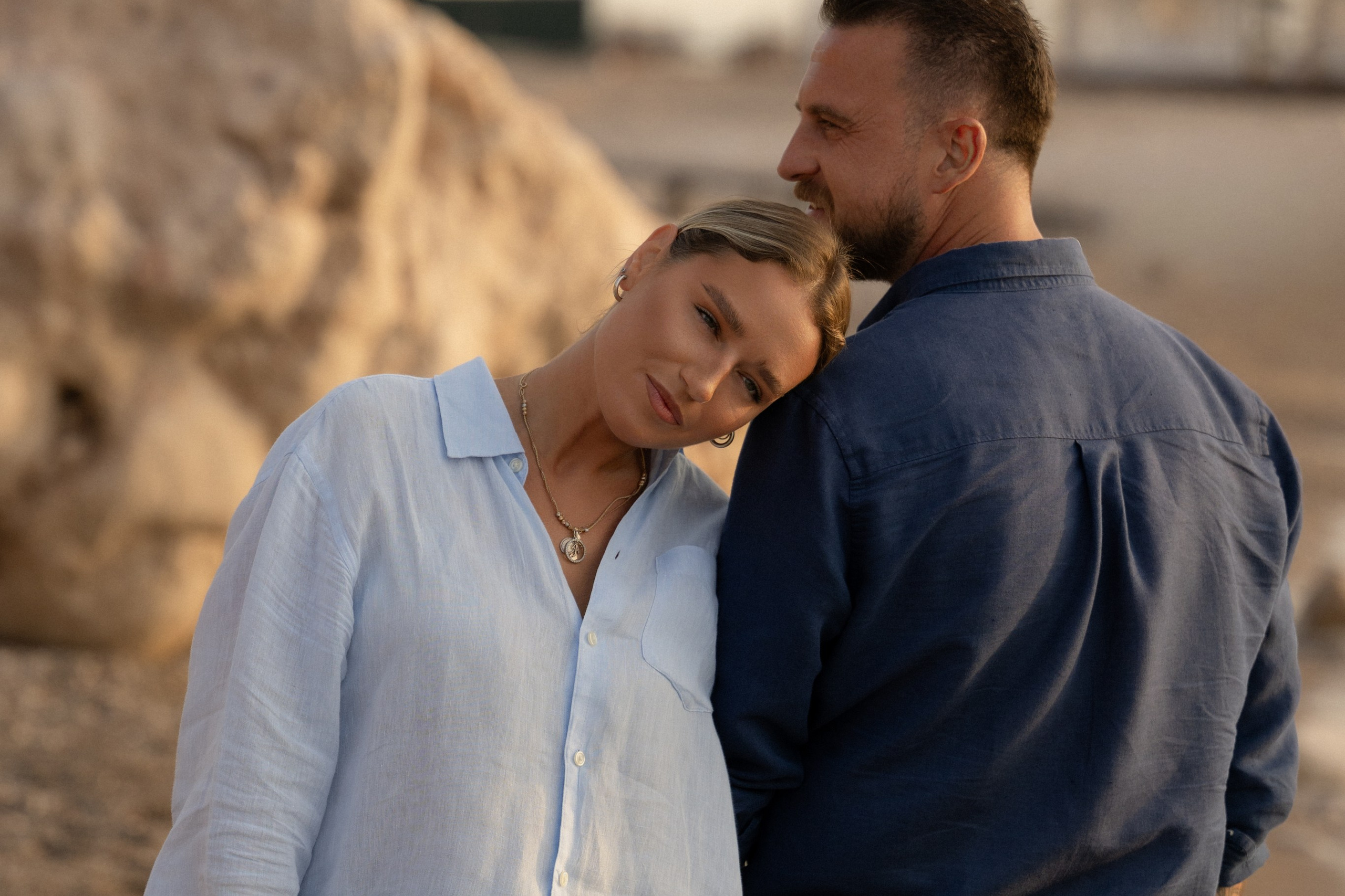 Кемер — фотосессия на большом пляже со скалами (Гёйнюк). PHOTOGRAPHER IN ANTALYA KEMER BELEK SIDE ALANYA