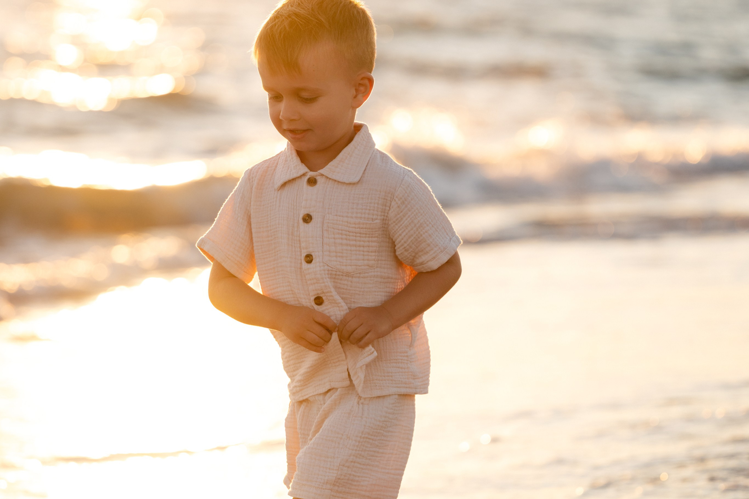 Белек —фотосессия на песчаном пляже на закате солнца. PHOTOGRAPHER IN ANTALYA KEMER BELEK SIDE ALANYA