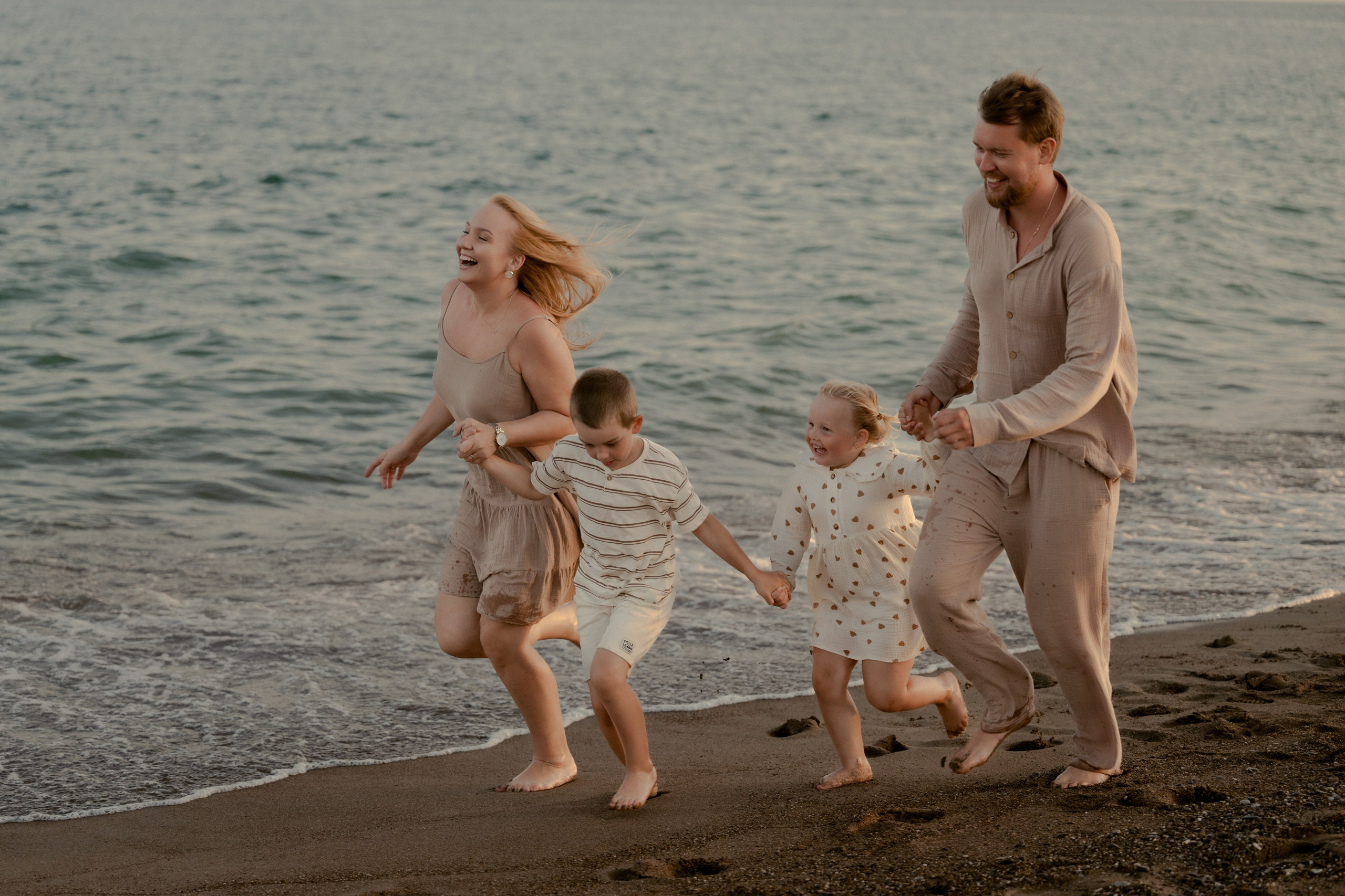 Фотосессия на пляже в Анталии. Фотограф Анталия Кемер Белек Сиде Каш Алания