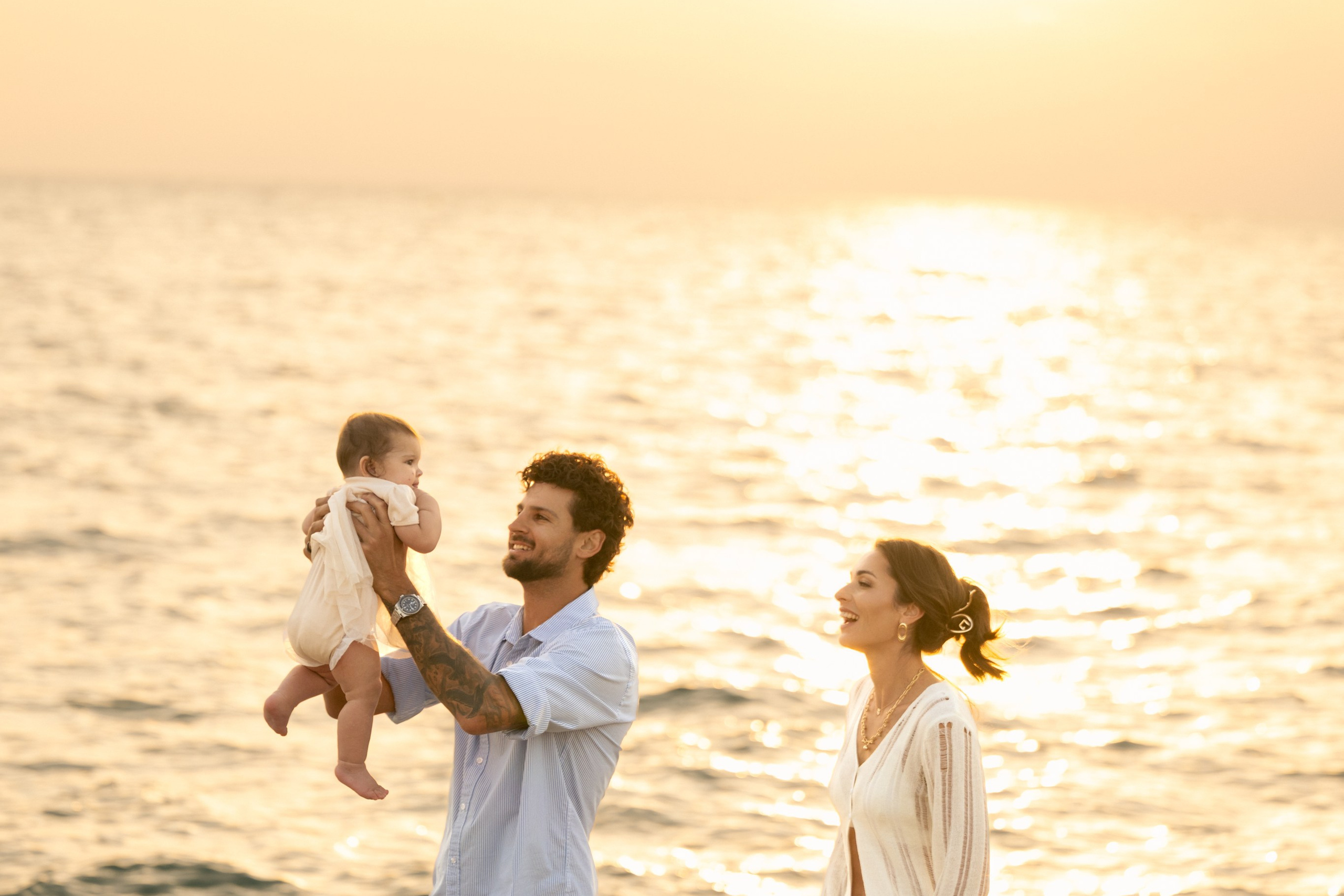 Белек —фотосессия на песчаном пляже на закате солнца. PHOTOGRAPHER IN ANTALYA KEMER BELEK SIDE ALANYA