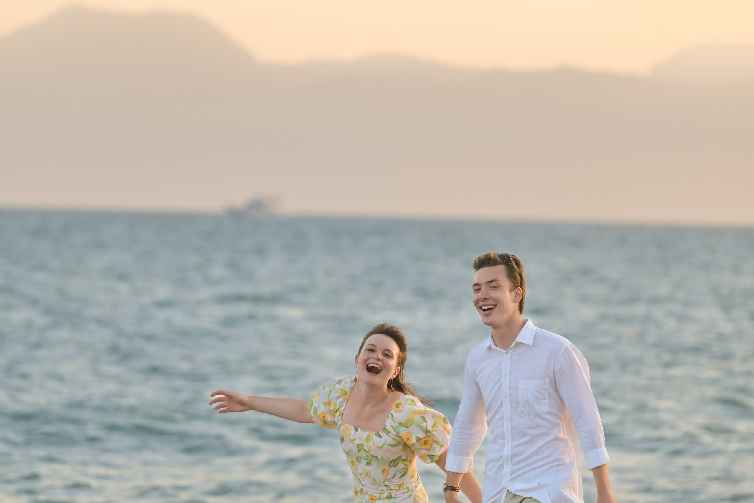 Фотосессия на пляже в Анталии. Фотограф Анталия Кемер Белек Сиде Каш Алания