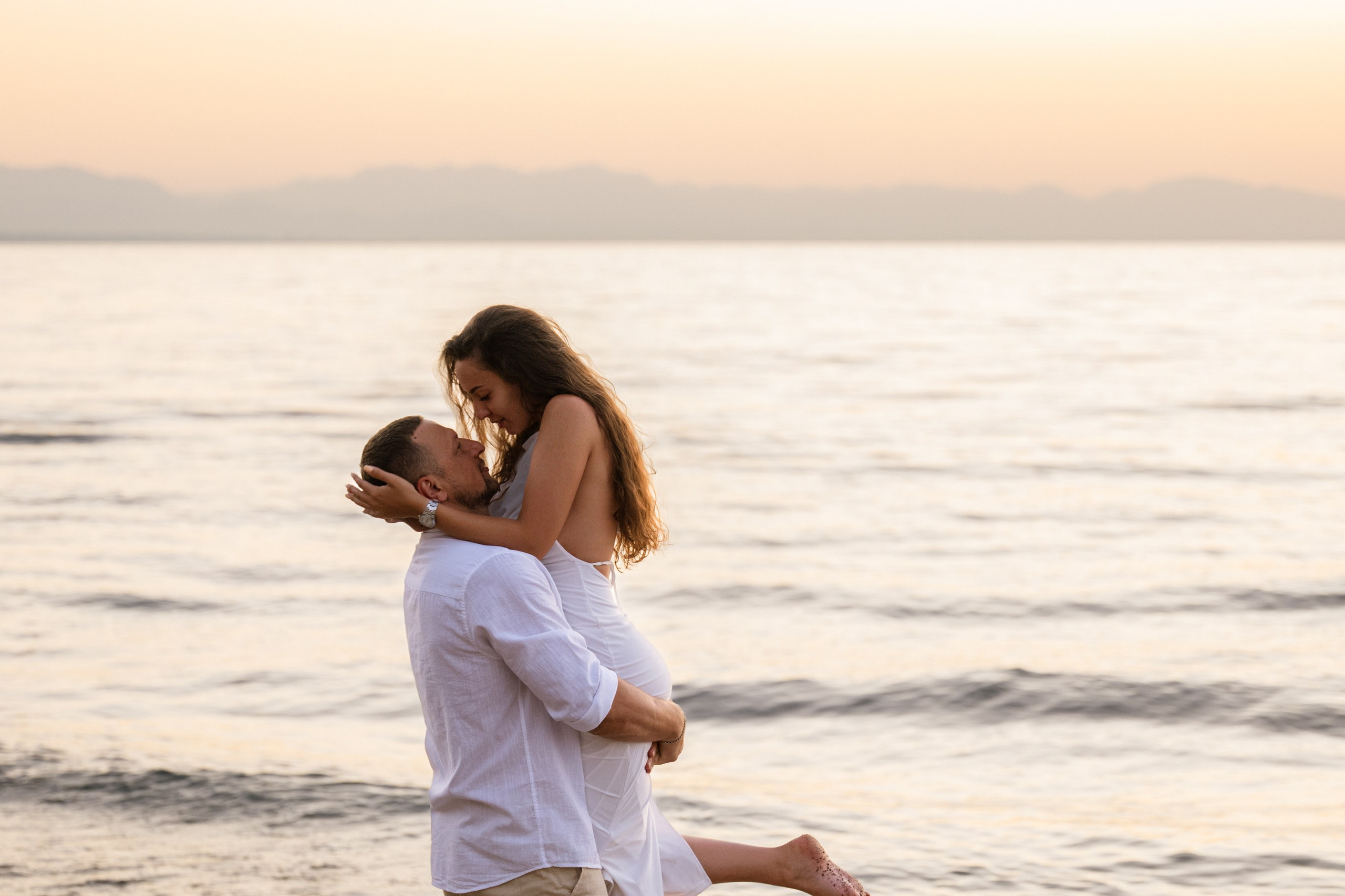 Love Story Фотосессия на рассвете в Кемере (Гёйнюк). Фотограф Анталия Кемер Белек Сиде Каш Алания