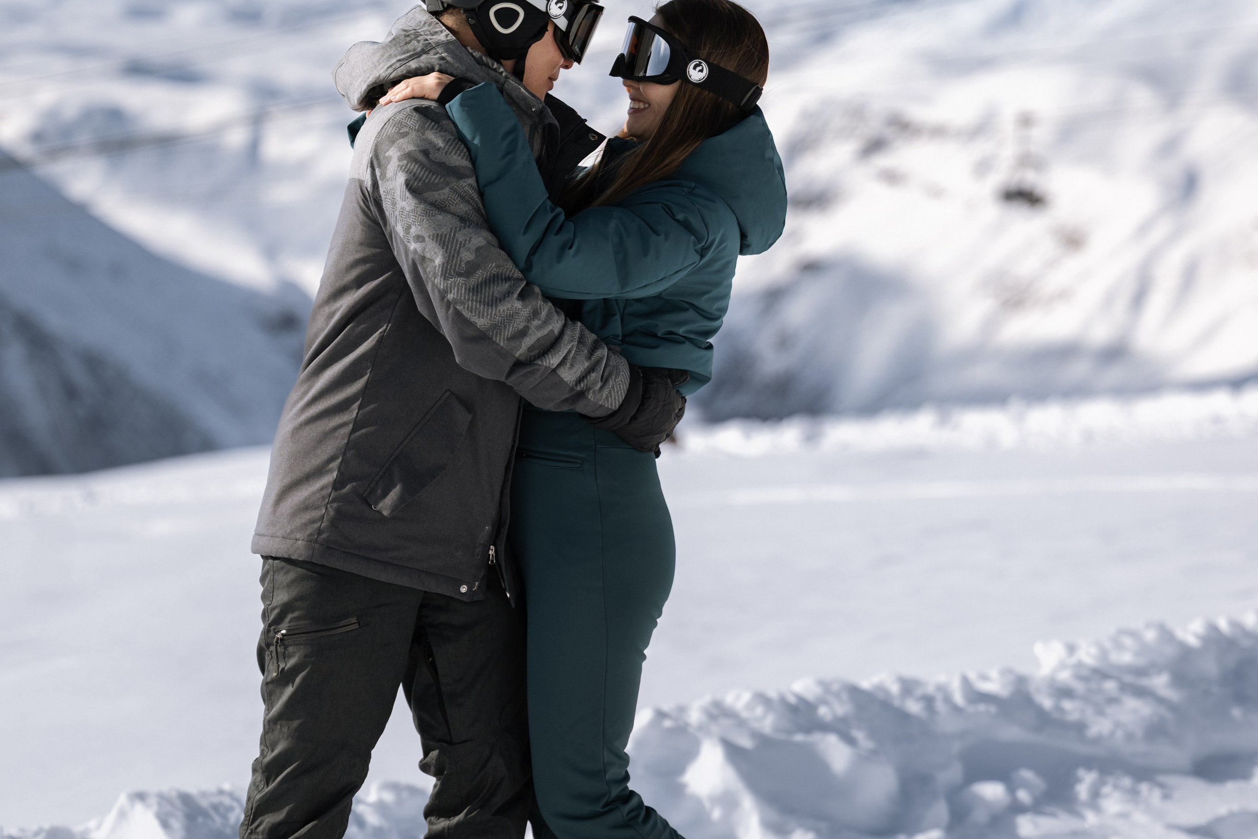 Love story фотосессия в горах, горная Лав Story фотосессия, снежная фотосессия. Фотограф Анталия Кемер Белек Сиде Каш Алания