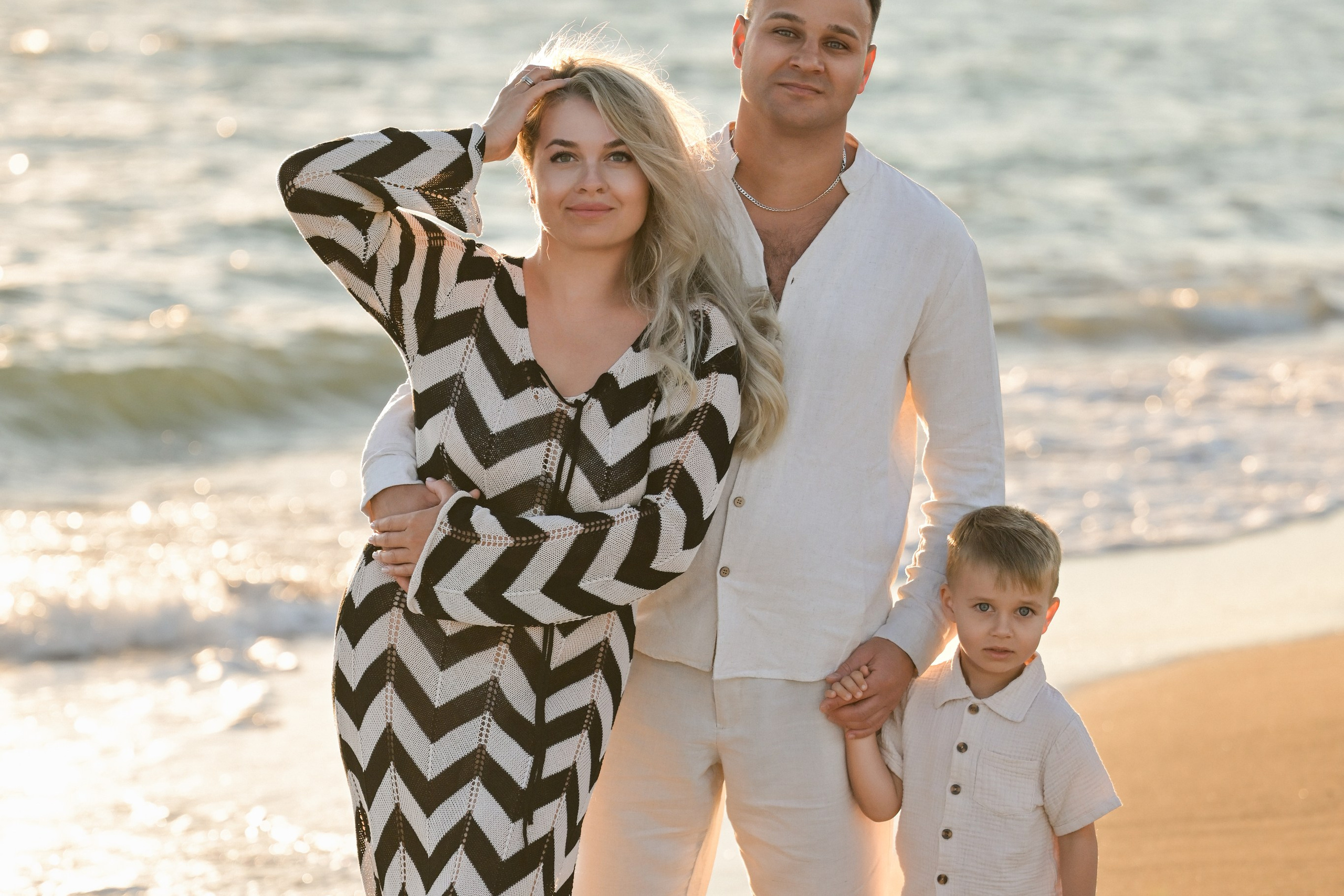 Белек —фотосессия на песчаном пляже на закате солнца. PHOTOGRAPHER IN ANTALYA KEMER BELEK SIDE ALANYA